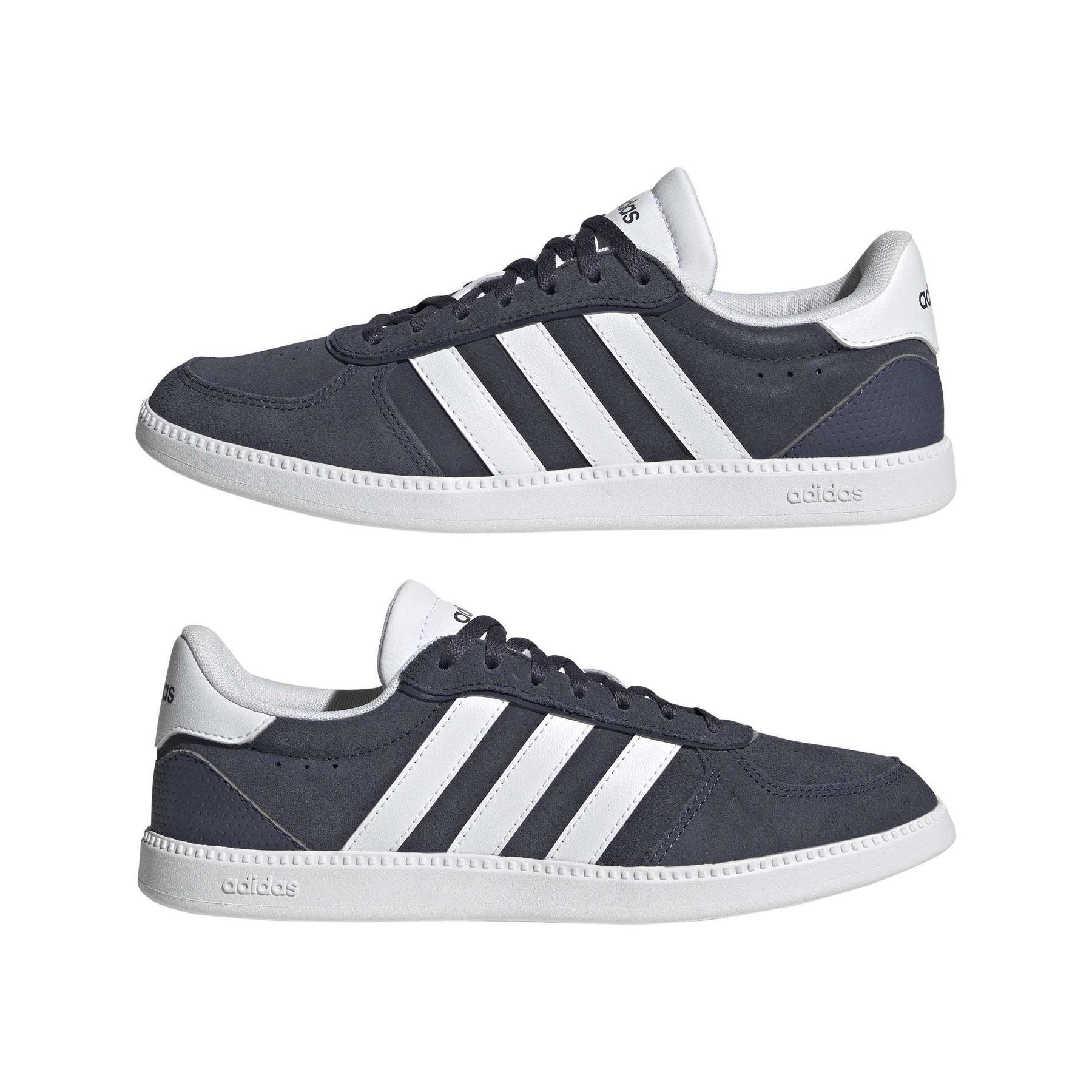 product/a/d/adidas_ki3145_10_footwear_photography_mirrored_pair_view_white-nw091725.jpg