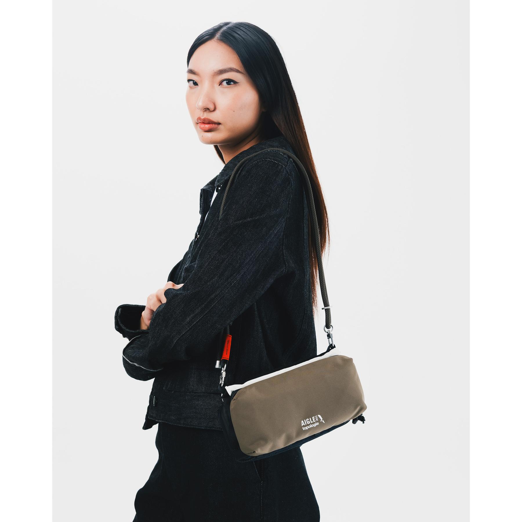 product/a/i/aigle_bi4229_cedar-cb_2.jpg