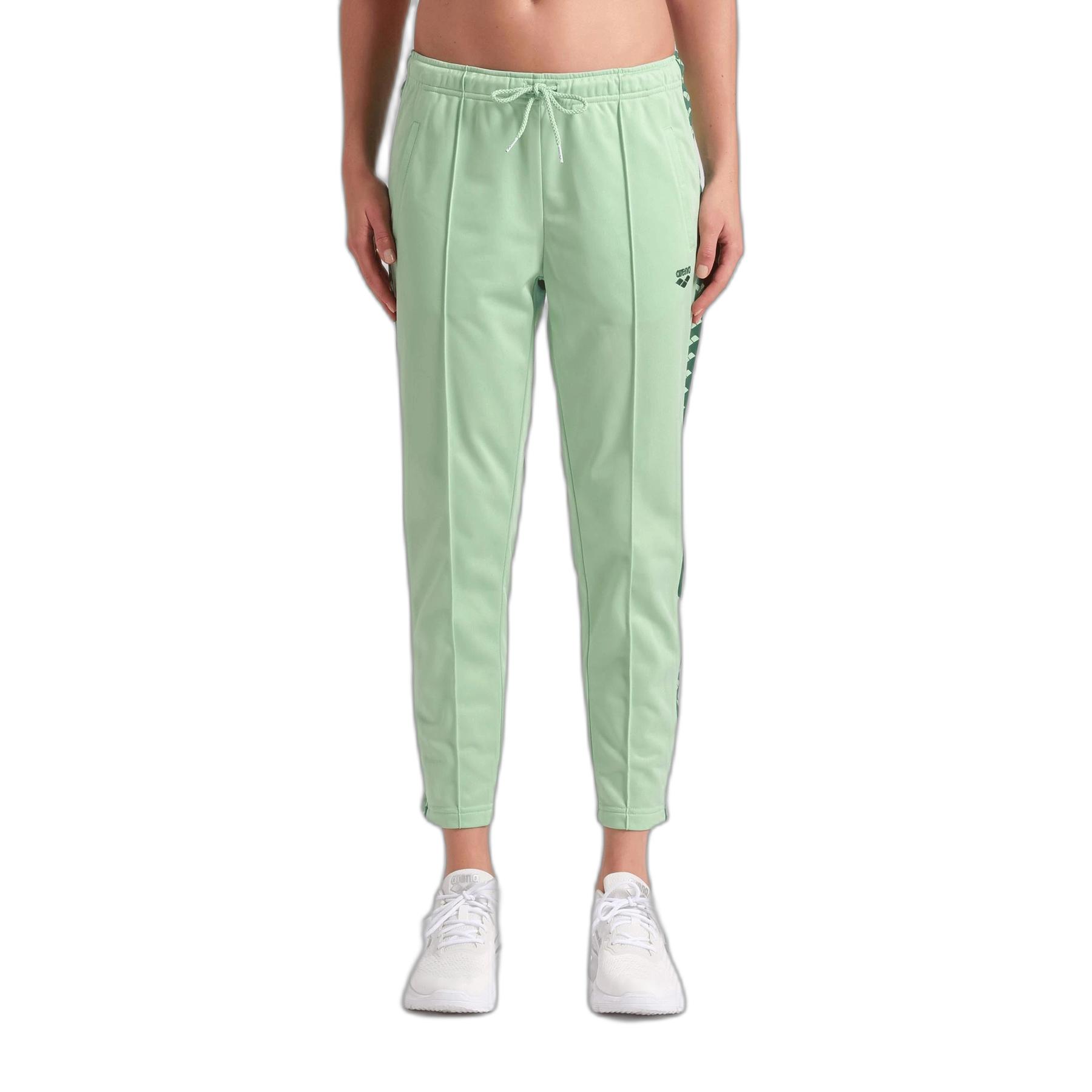 product/a/r/arena_001780-662_light-green-mangrove-light_1.jpg