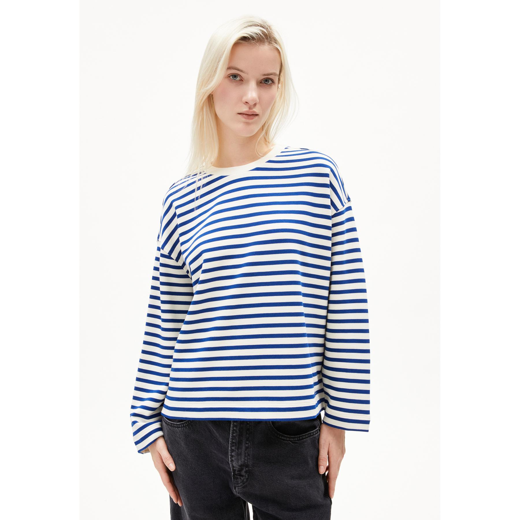 product/a/r/armedangels_30002833-3007_undyed-lapis-blue_3.jpg