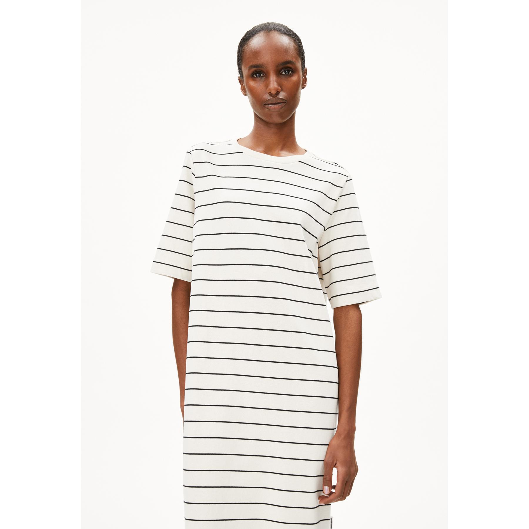 product/a/r/armedangels_30007402-1716_undyed-black_3.jpg