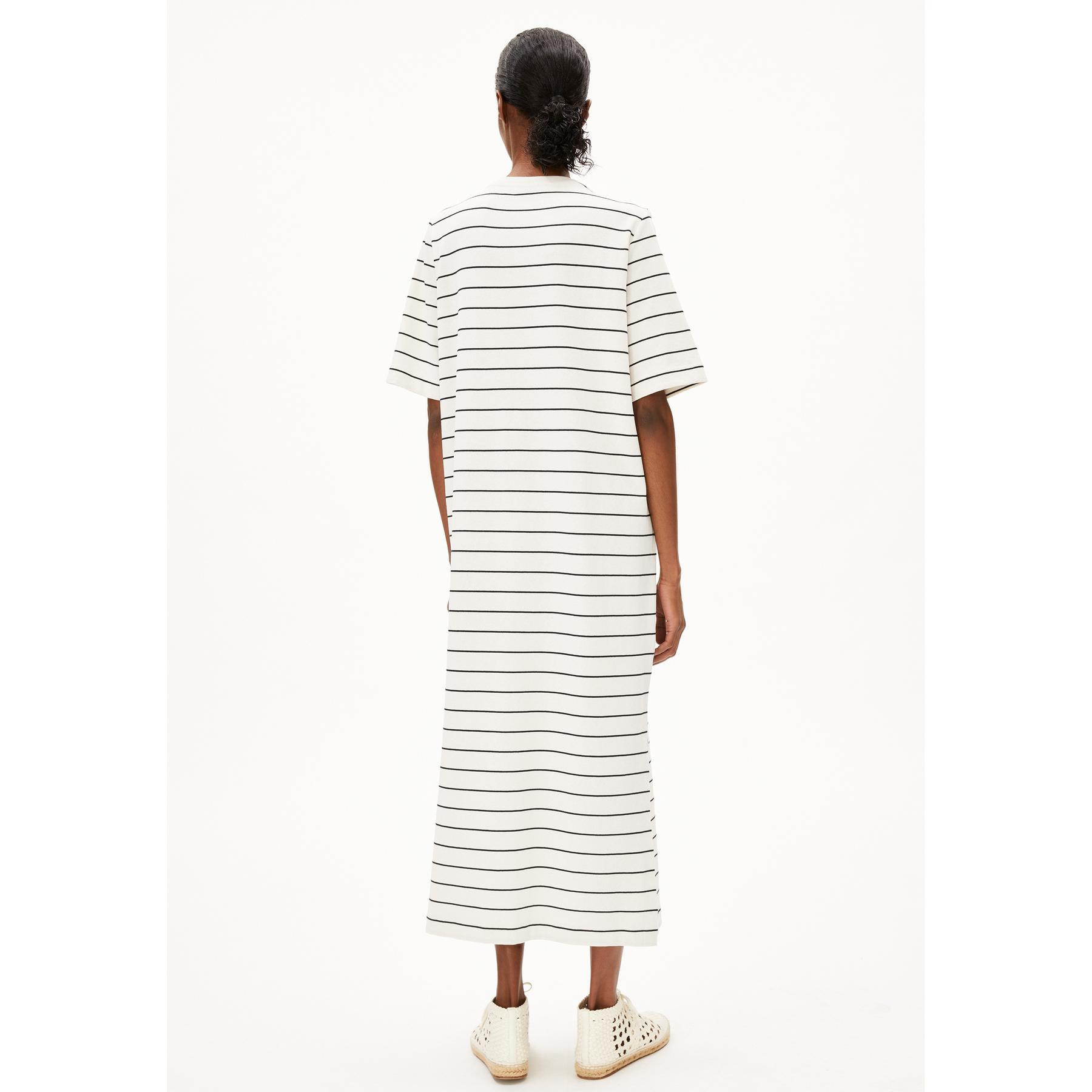 product/a/r/armedangels_30007402-1716_undyed-black_4.jpg