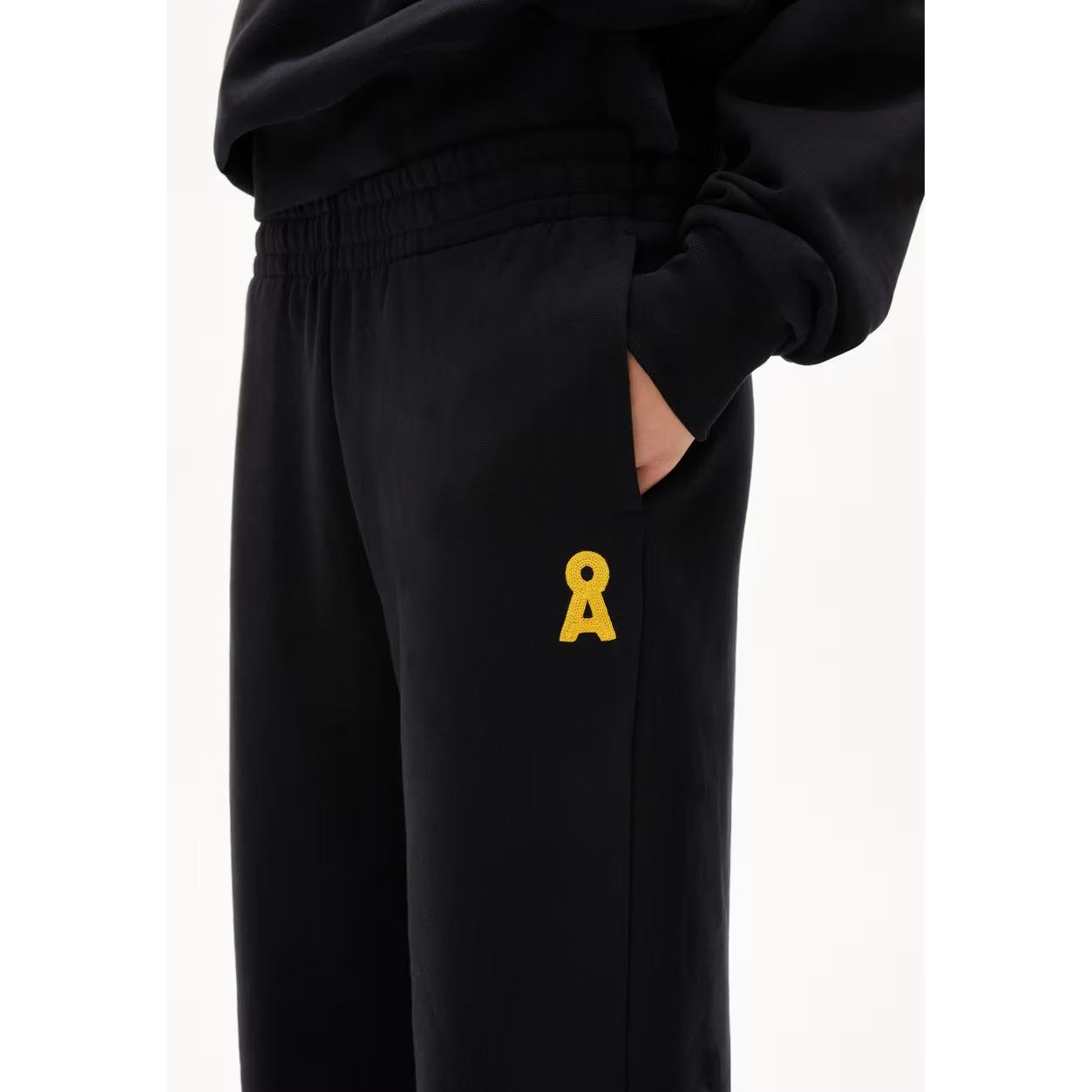 product/a/r/armedangels_30007477-105_black_3.jpg