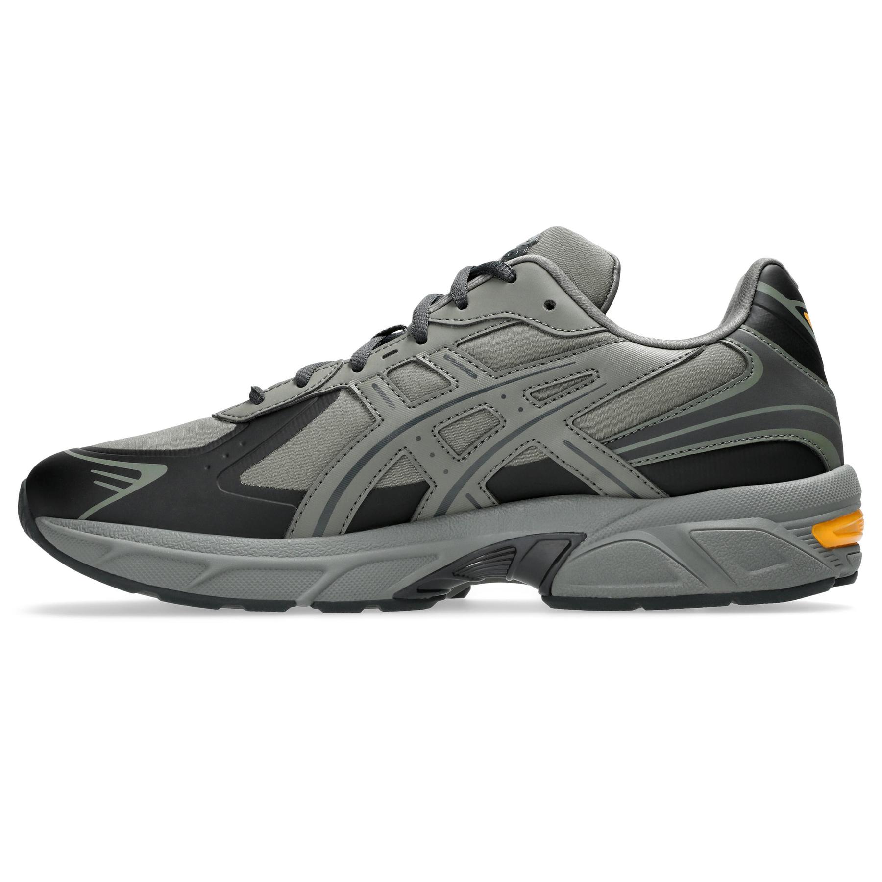 product/a/s/asics_1203a413_022_sr_lt_glb.jpg