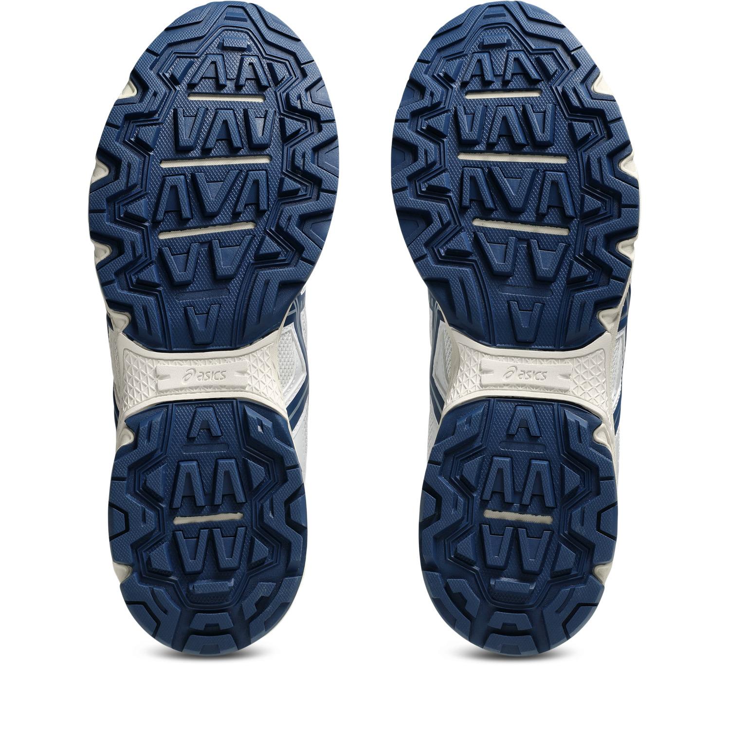 product/a/s/asics_1203a536---105_white-independence-blue_4.jpg