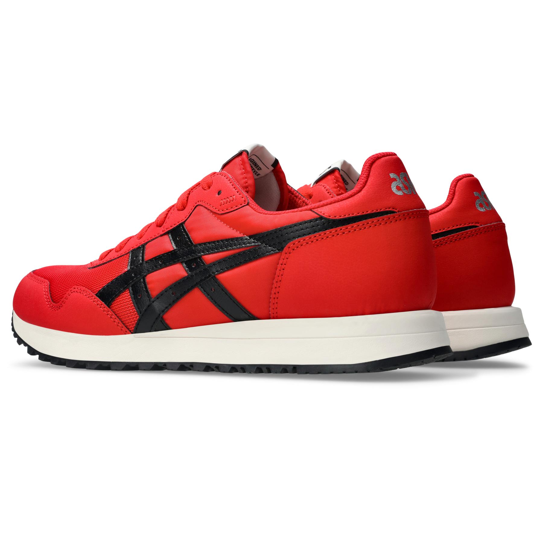 product/a/s/asics_1203a612---600_classic-red-black_4.jpg