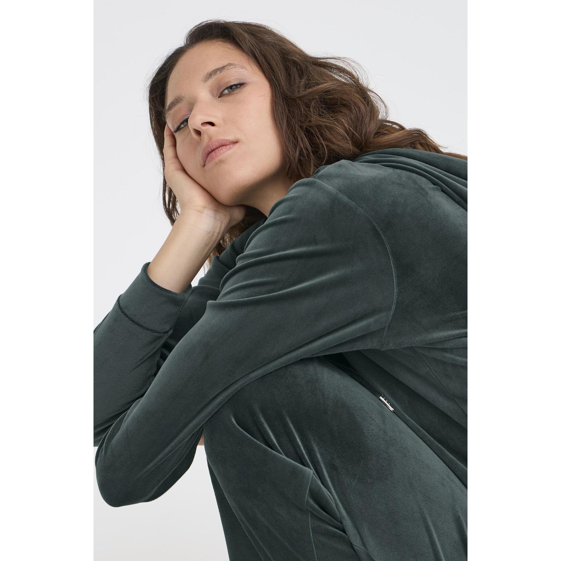 product/b/-/b-young_20810786-194906_10.jpg