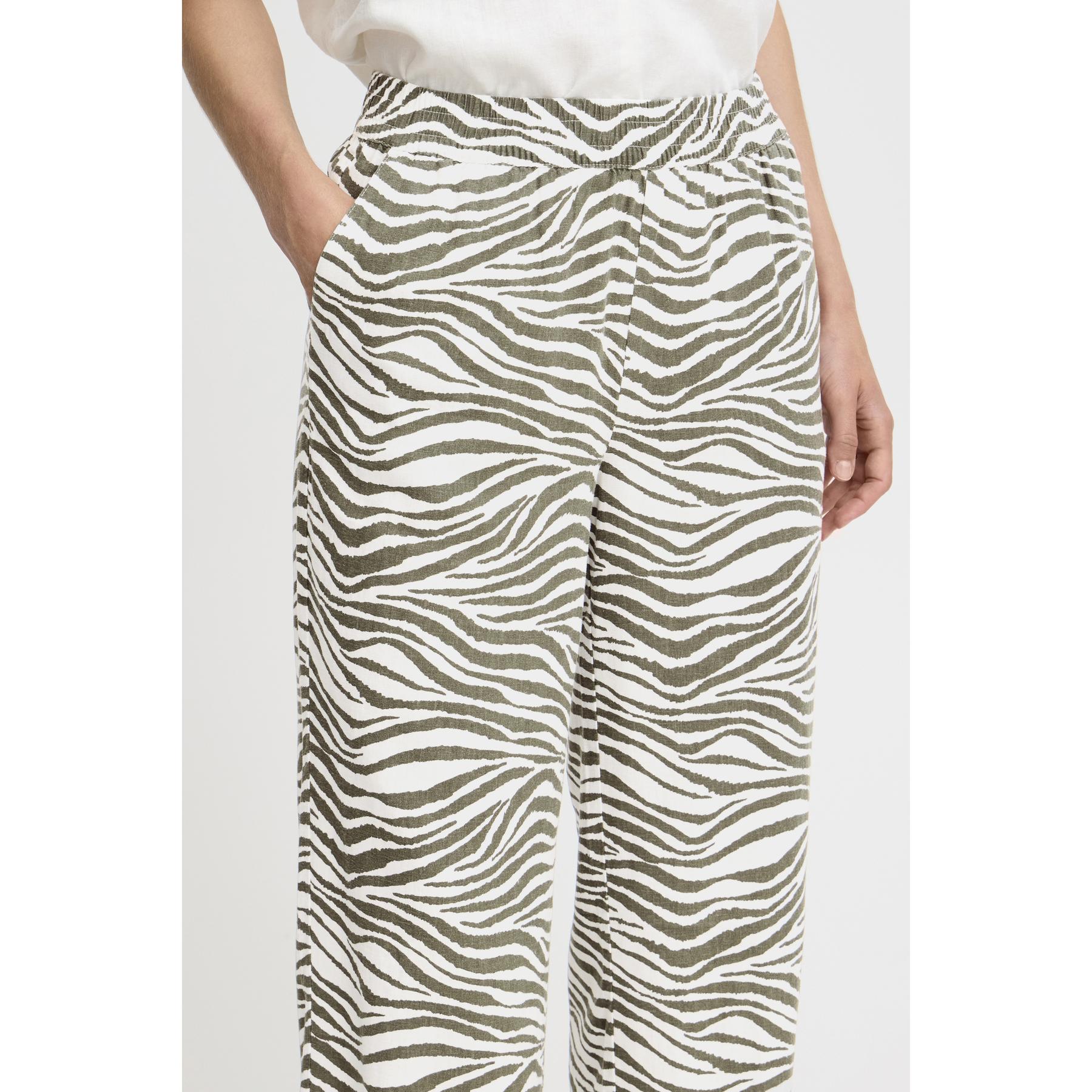 product/b/-/b-young_20814563-204542_3.jpg