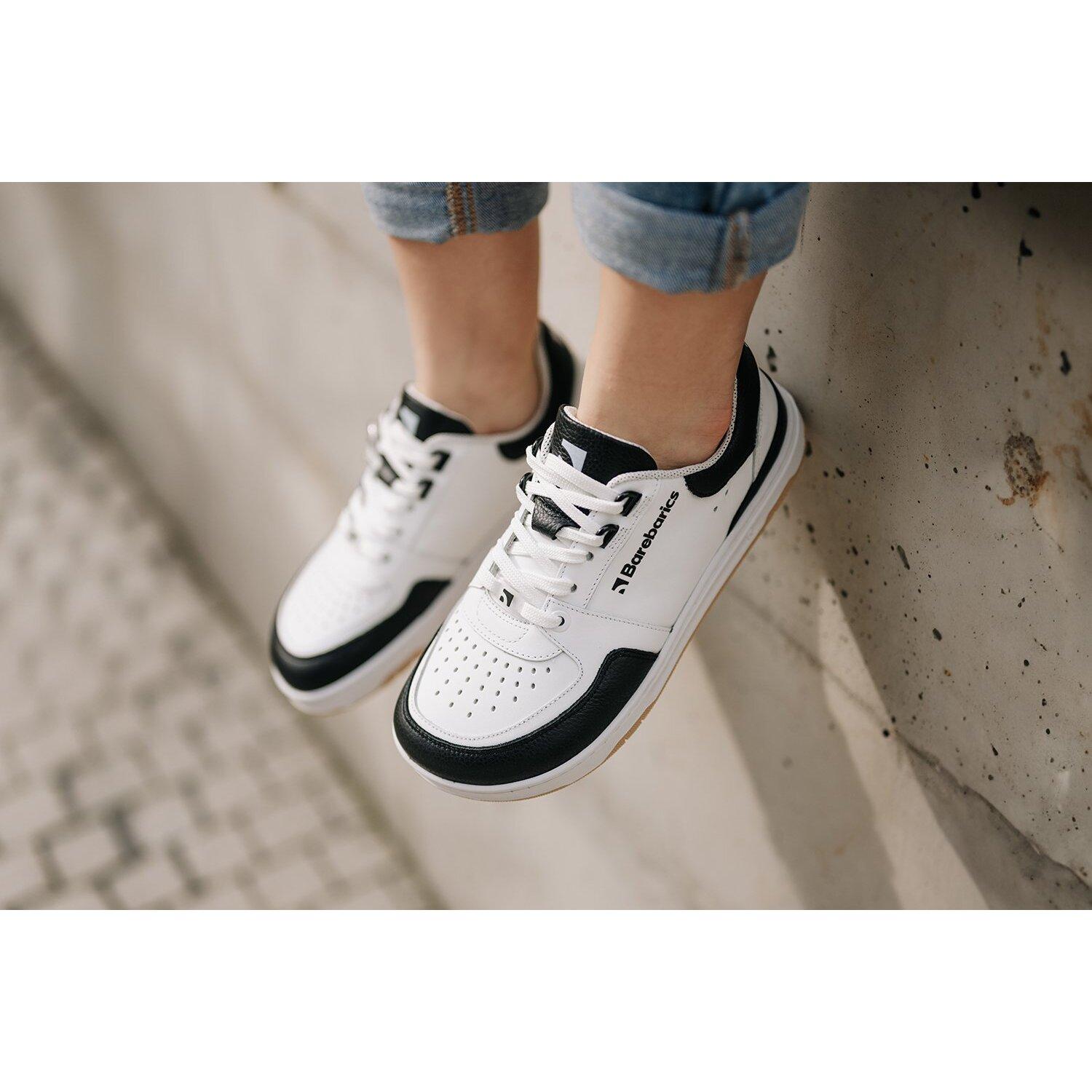 product/b/a/barebarics_50870010_wave-white-black_3.jpg