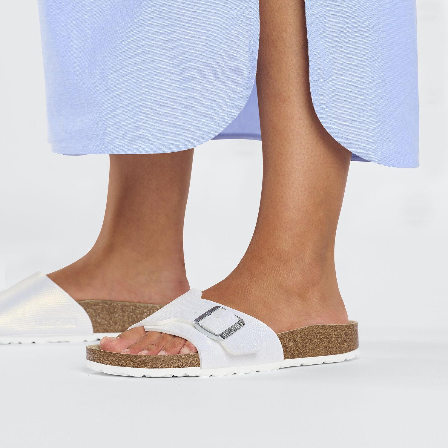 product/b/i/birkenstock_1026474_bf-shiny-lizard-white_7.jpg