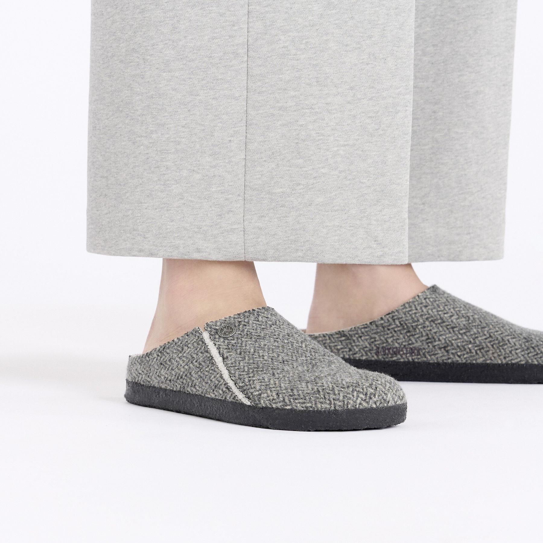product/b/i/birkenstock_1028049_herringbone-gray_8.jpg
