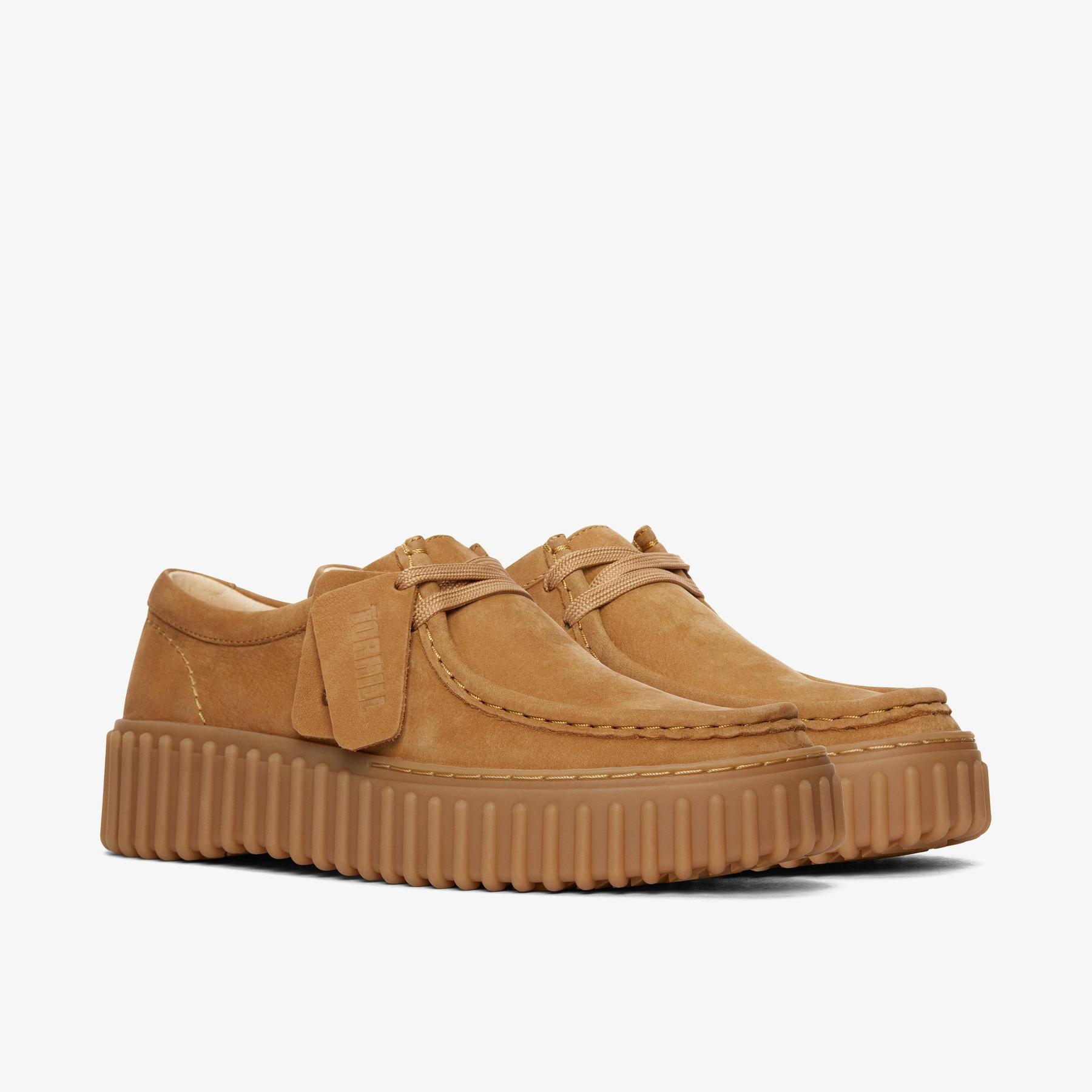 product/c/l/clarks_26172084_light-tan-nubuck_4.jpg
