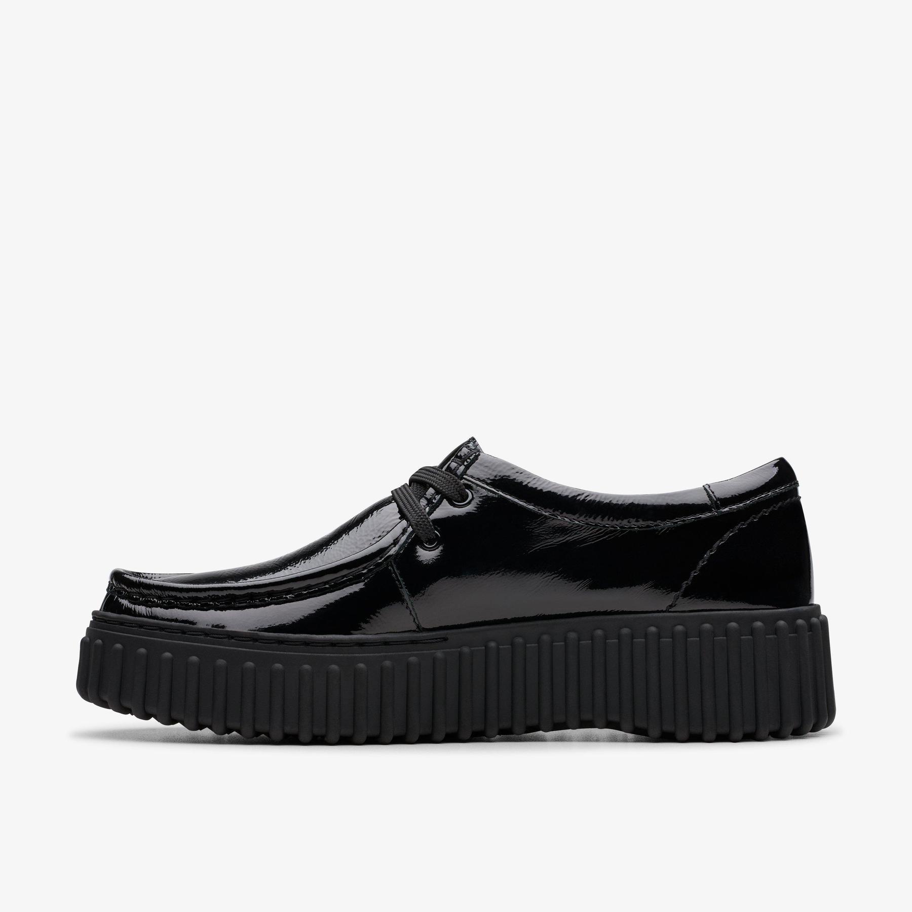 product/c/l/clarks_26179111_black_2.jpg