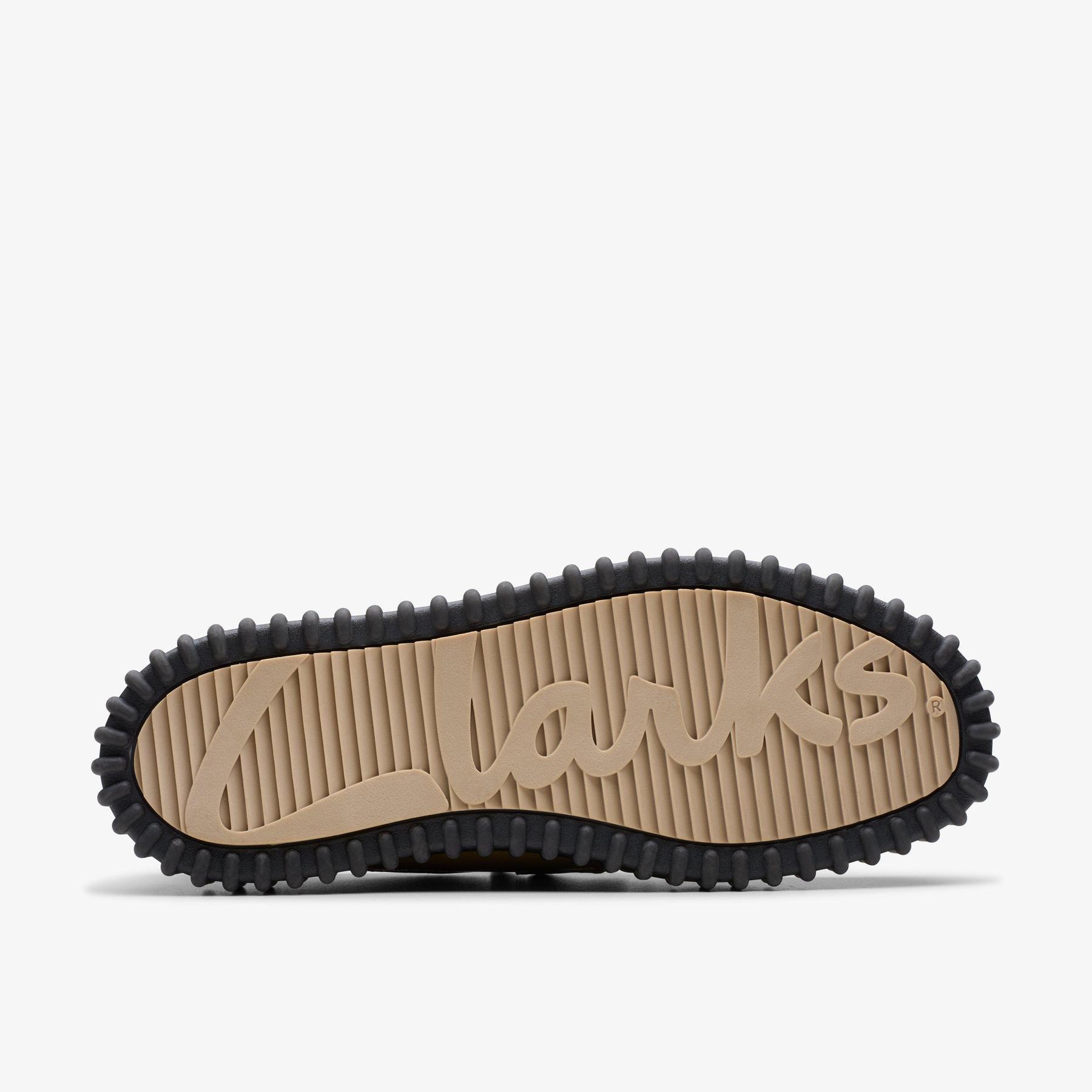 product/c/l/clarks_26179353_beige_3.jpg