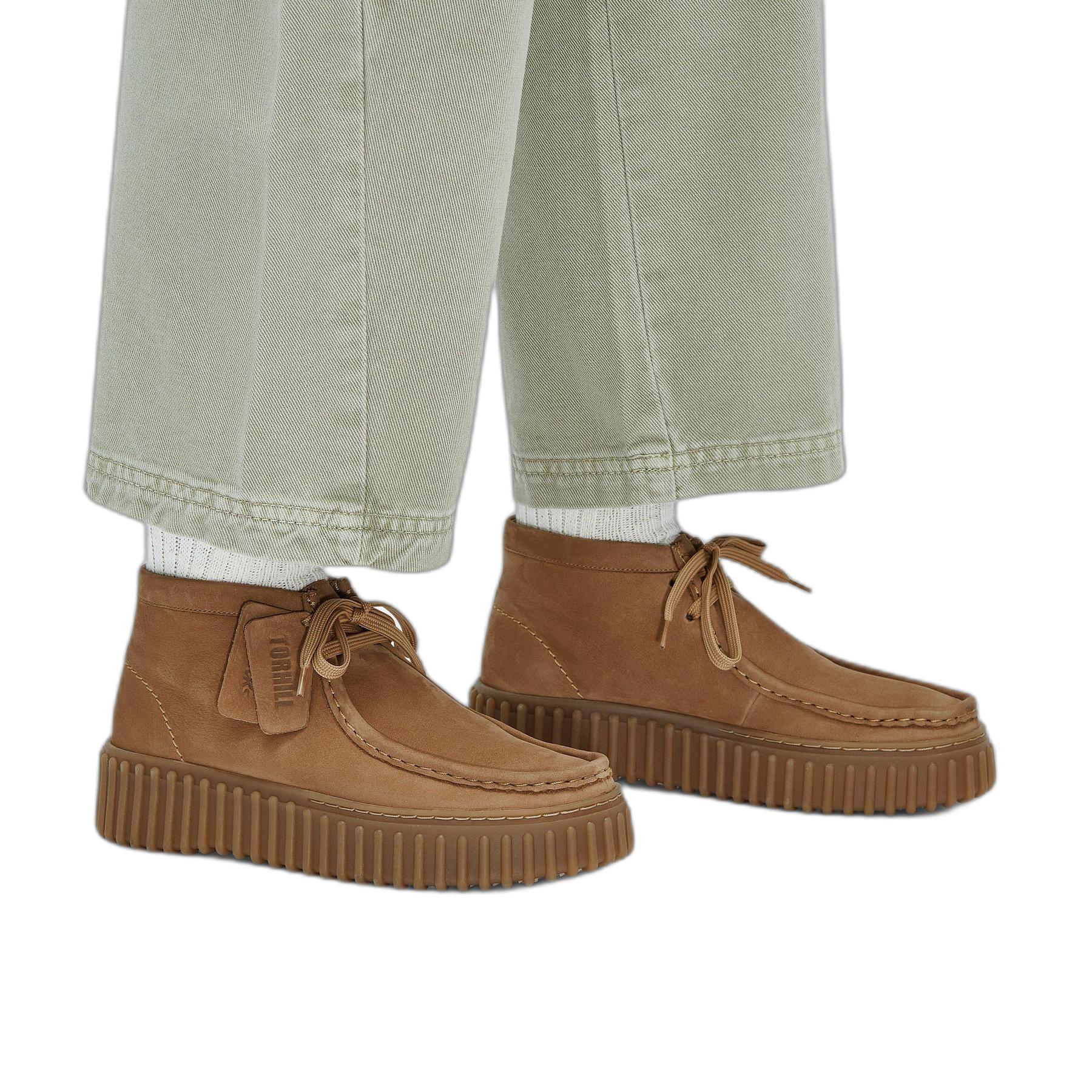 product/c/l/clarks_26179359_light-tan-nubuck_10.jpg