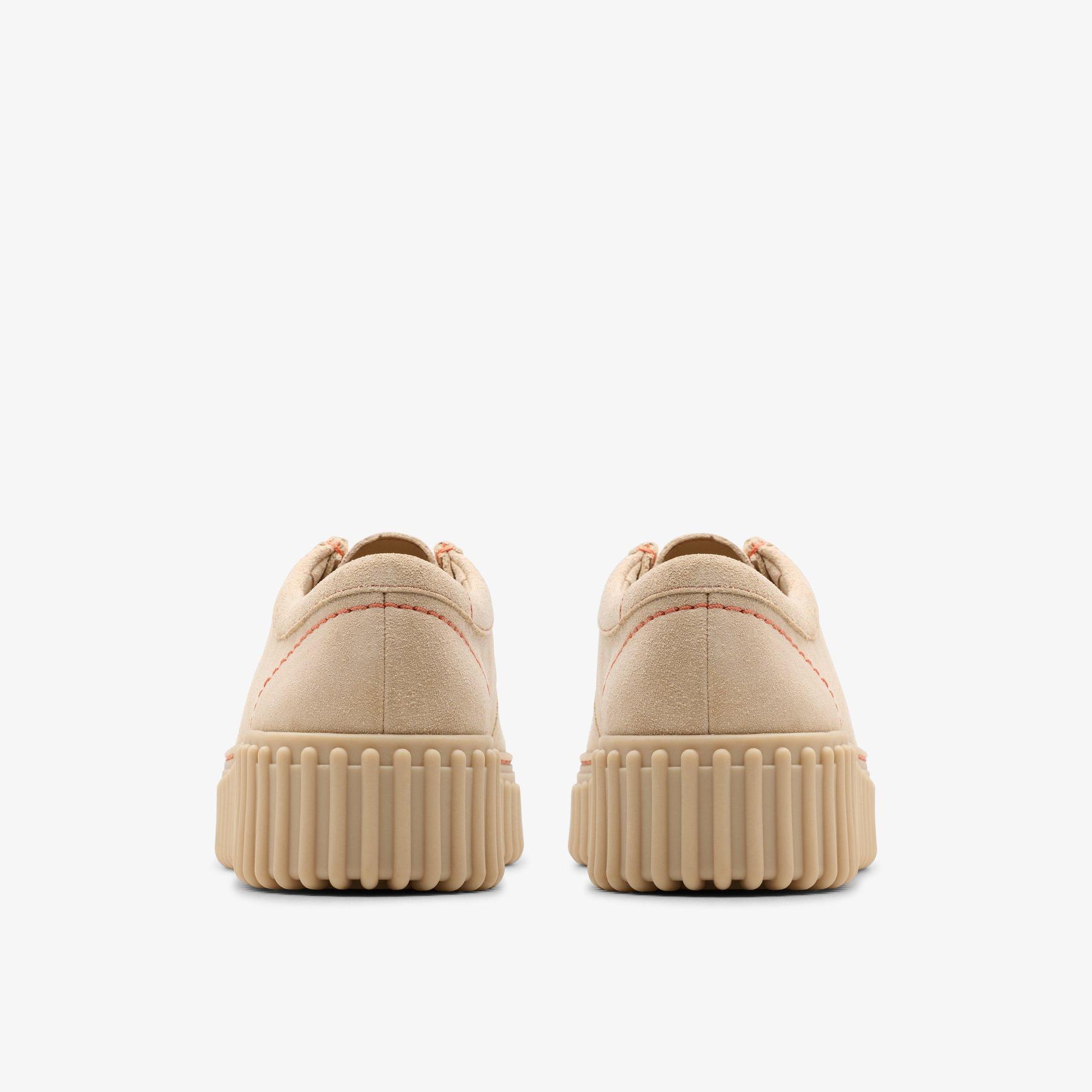 product/c/l/clarks_26181191_ecru-suede_5.jpg