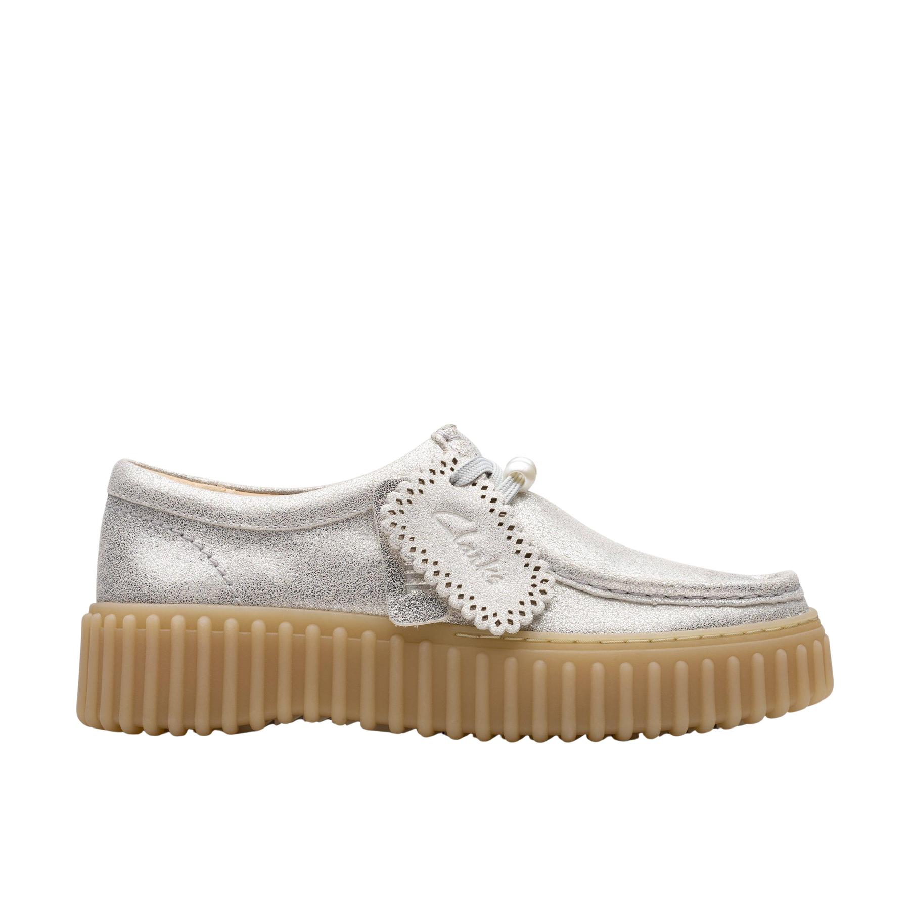 product/c/l/clarks_26184587_silver_1.jpg