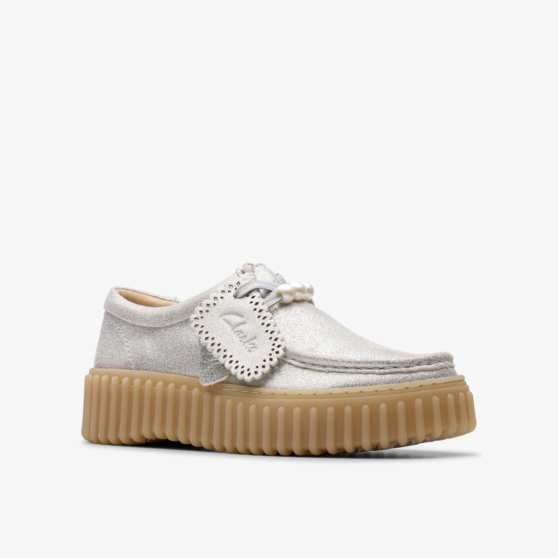 product/c/l/clarks_26184587_silver_4.jpg