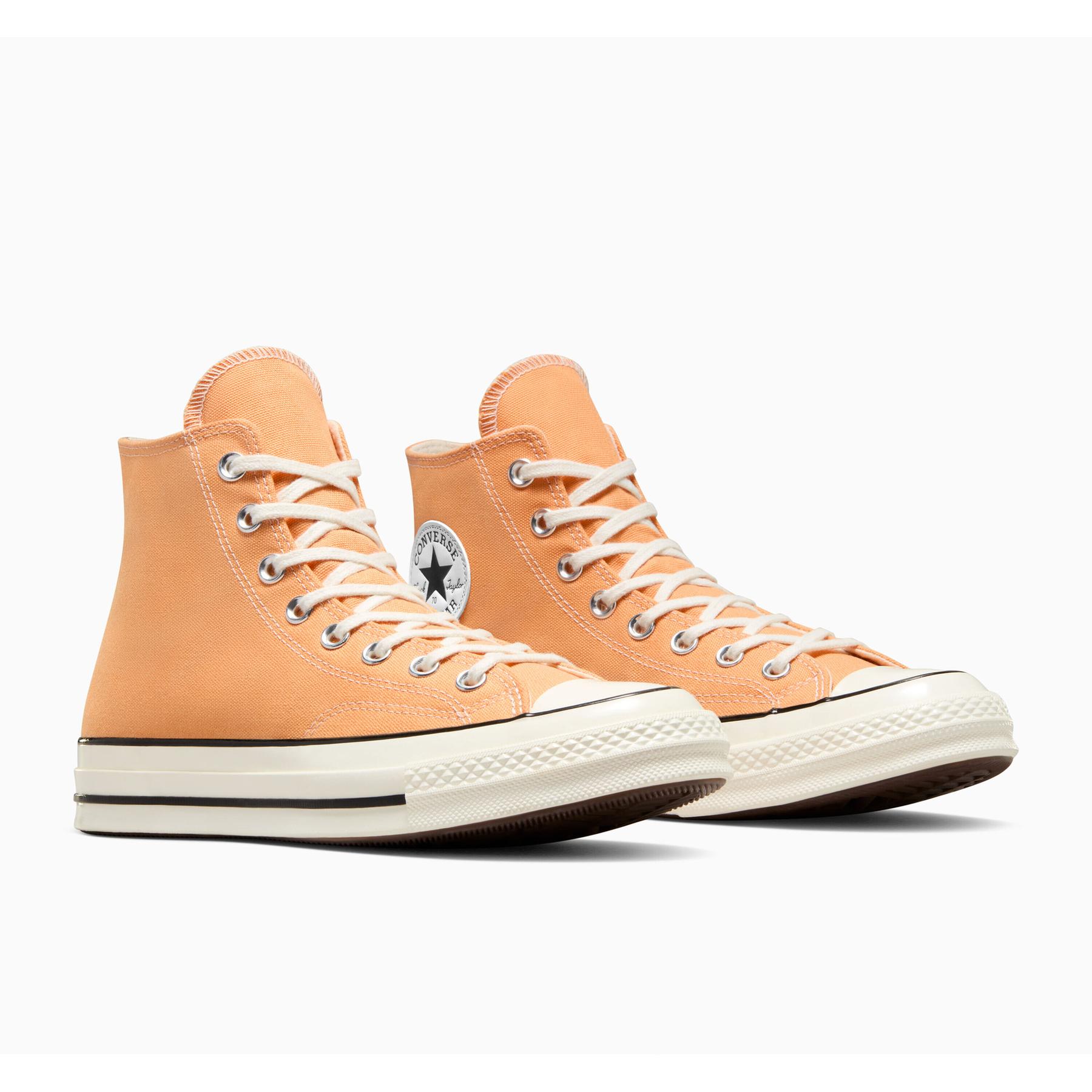 product/c/o/converse_a05583c_orange_6.jpg