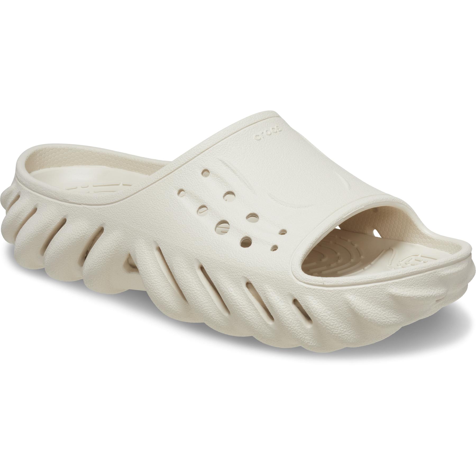 product/c/r/crocs_208170-160_4_s23.jpg