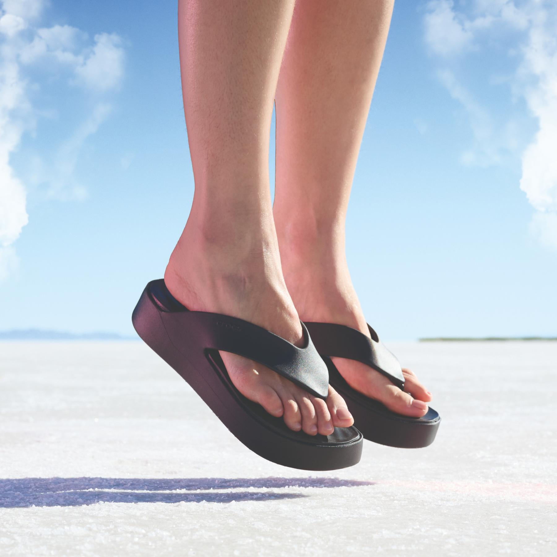 product/c/r/crocs_209410-001_3.jpg