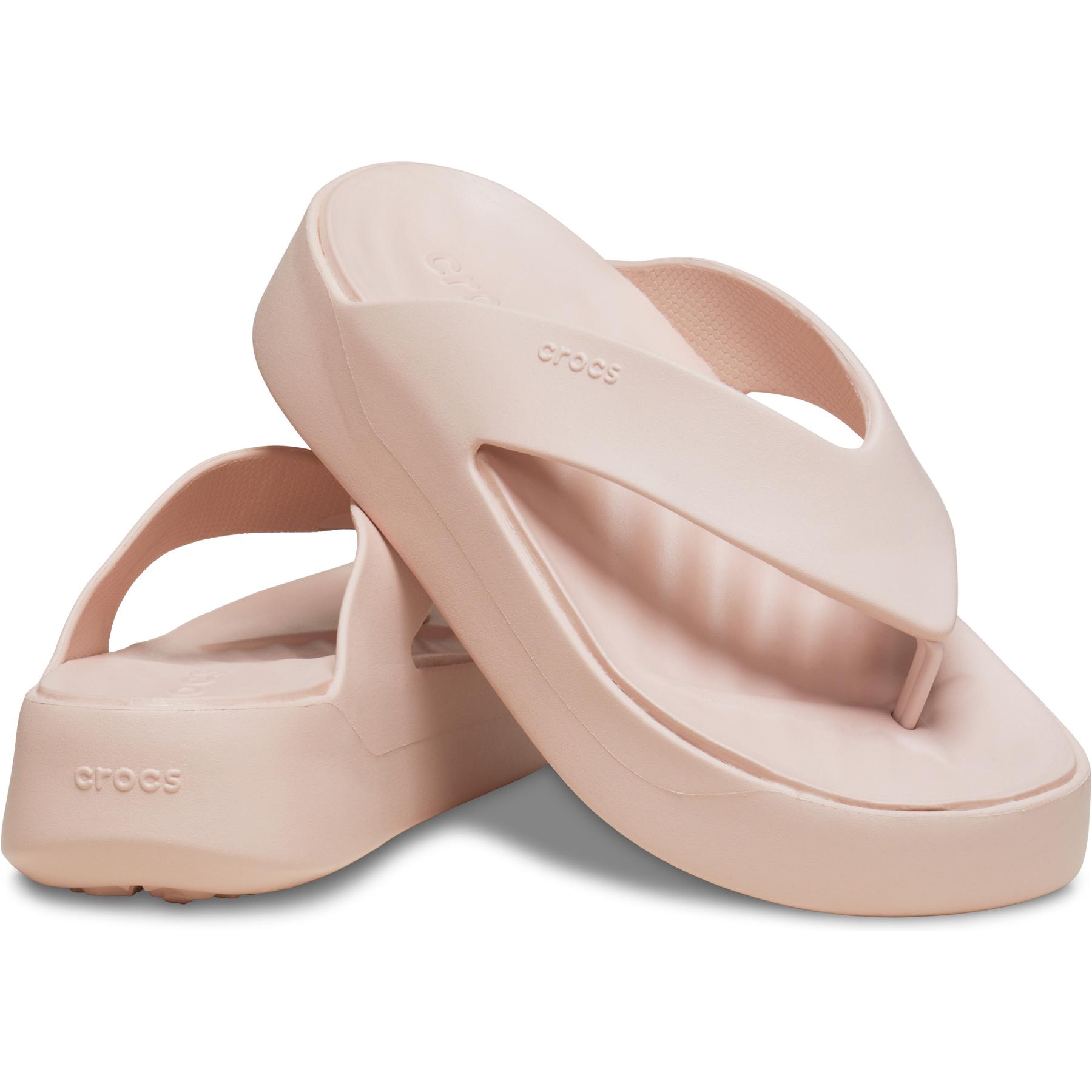 product/c/r/crocs_209410-6ur_1-q325.jpg