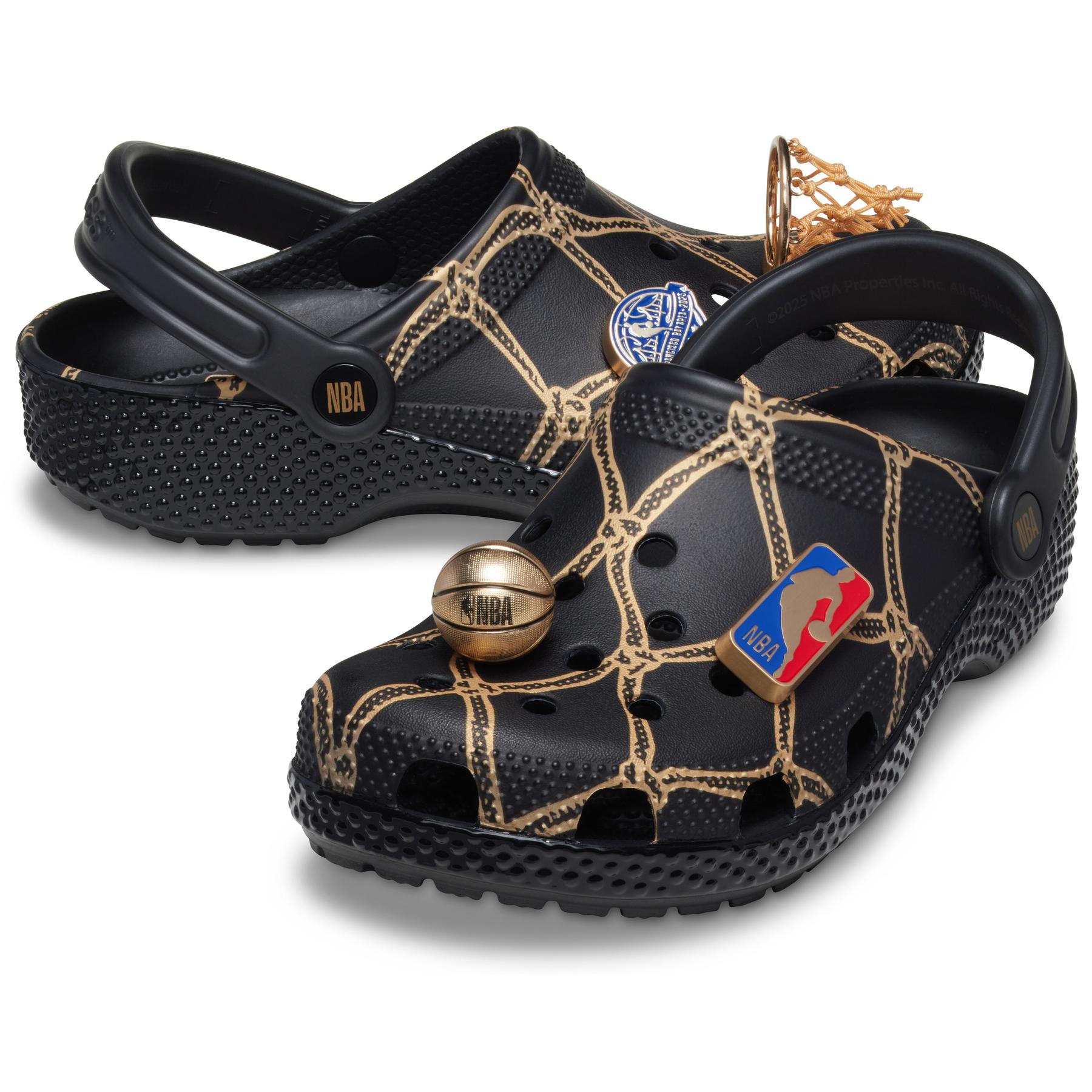 product/c/r/crocs_210902-90h_multi_2.jpg
