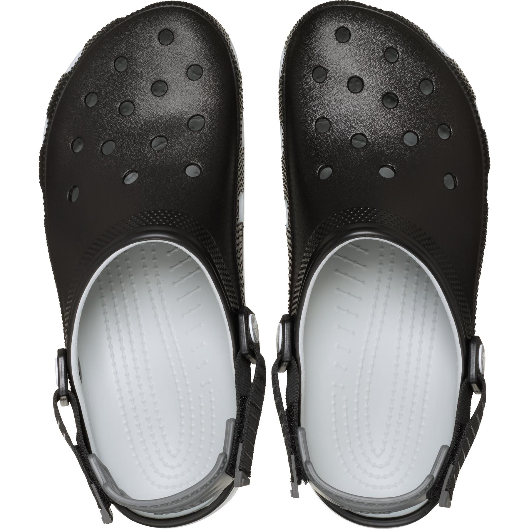 product/c/r/crocs_211287-001_2-q325.jpg