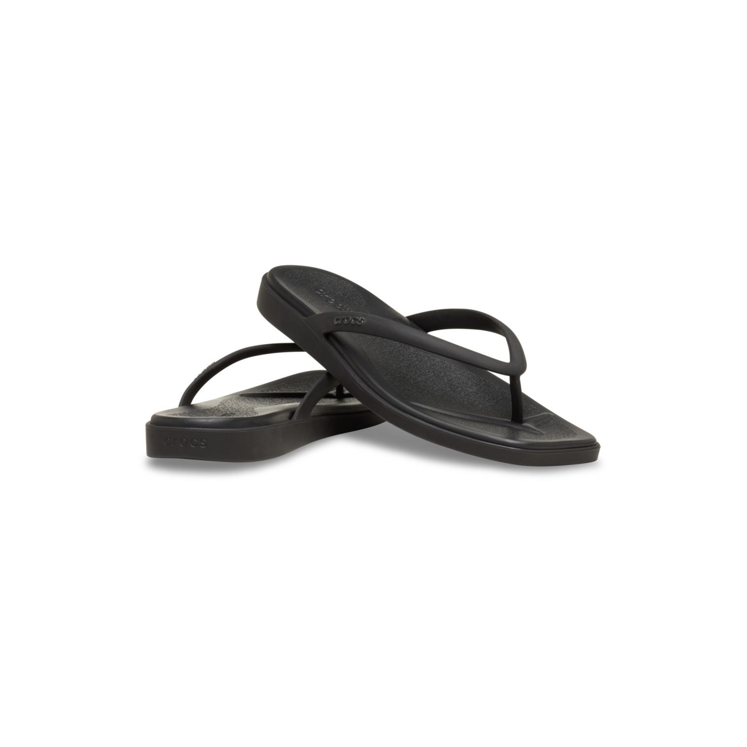 product/c/r/crocs_211435-001_black_1.jpg