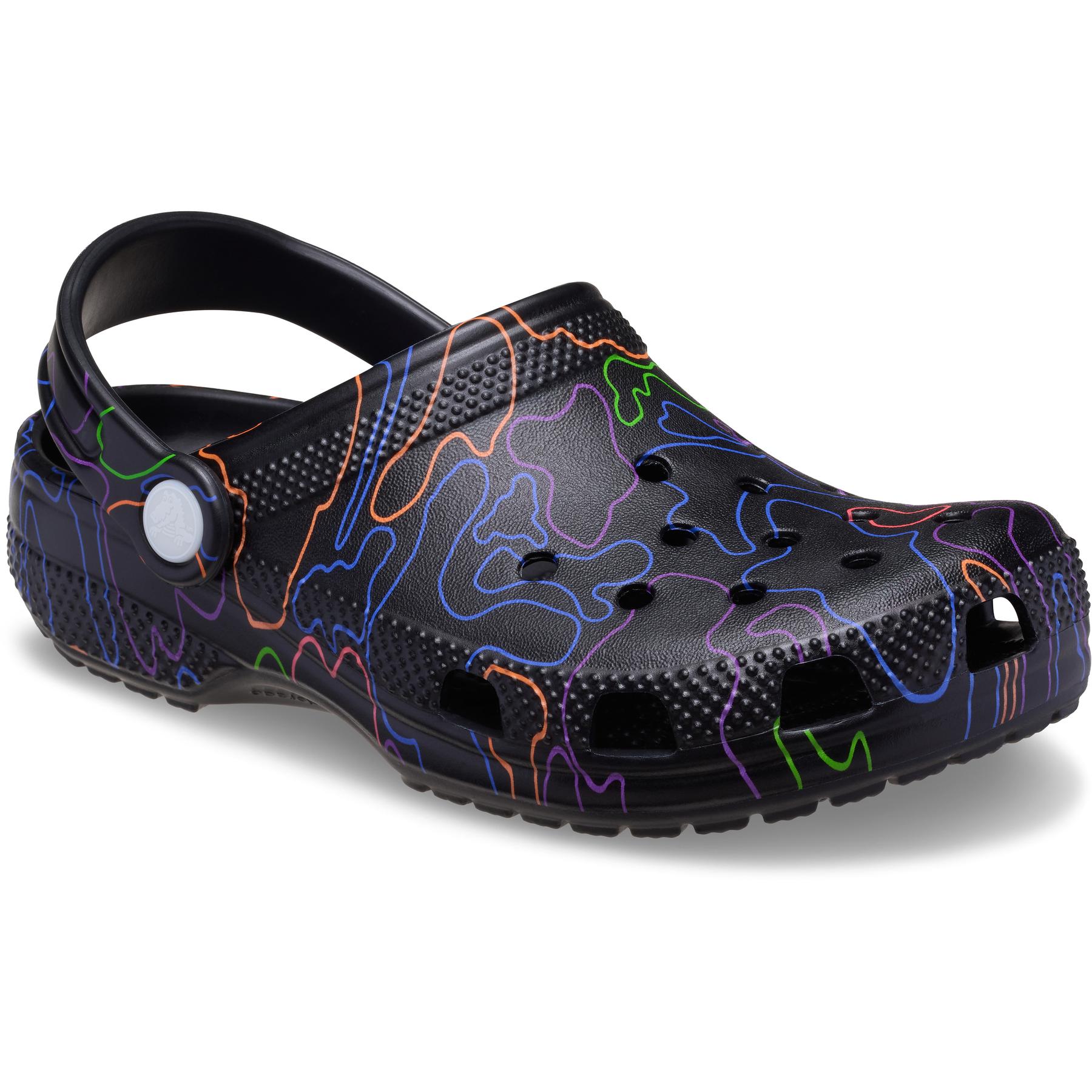 product/c/r/crocs_211585-0c4_4-q325.jpg