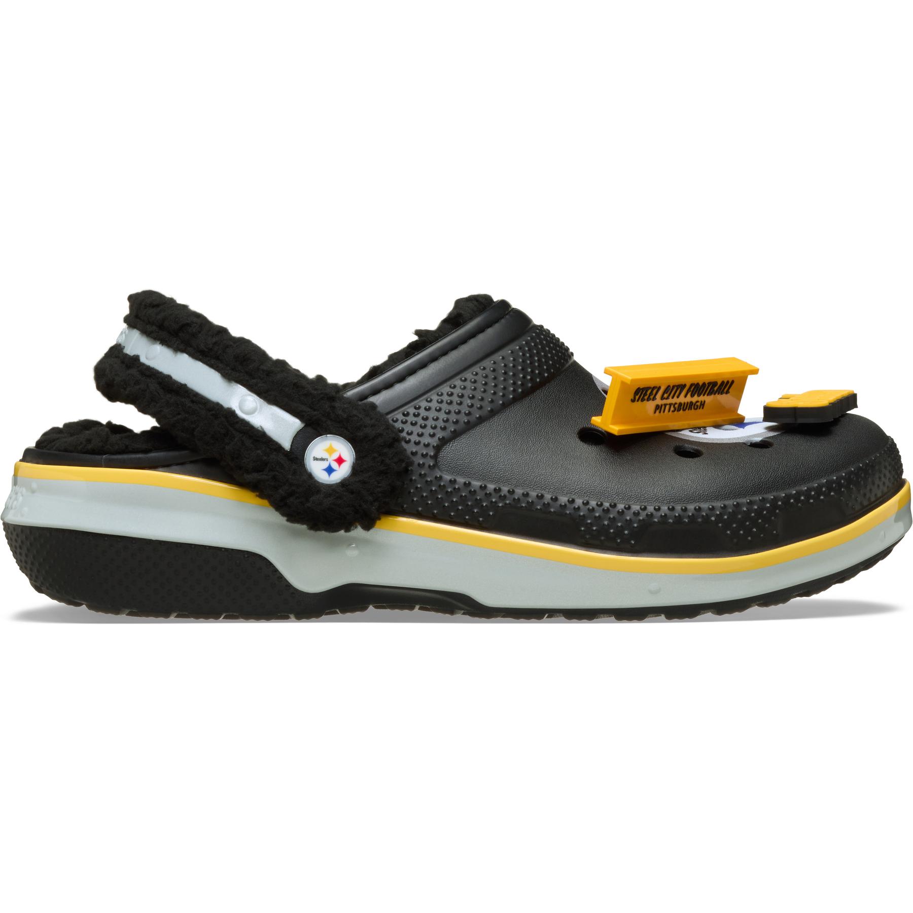 product/c/r/crocs_212446-90h_0-q325.jpg