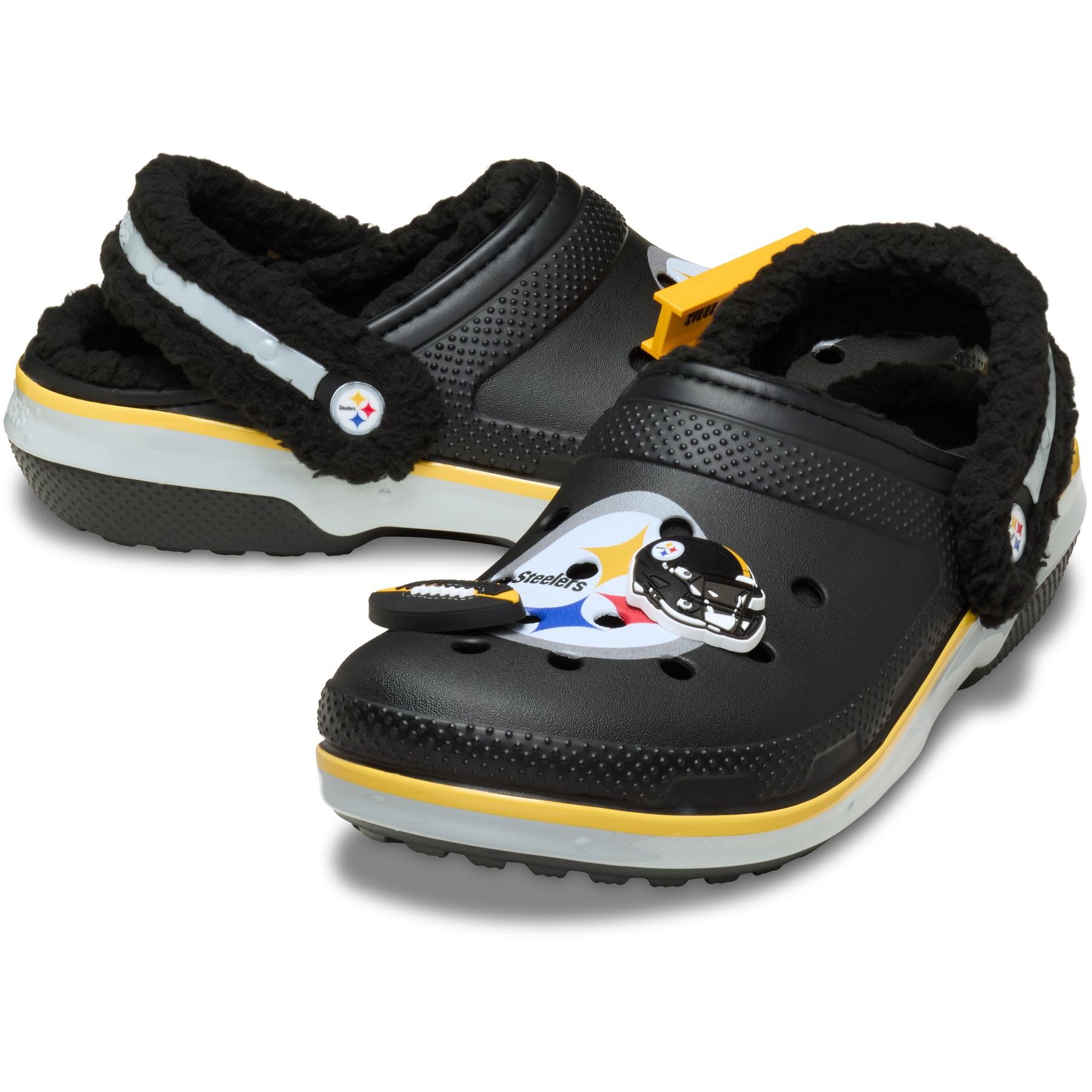 product/c/r/crocs_212446-90h_1-q325.jpg