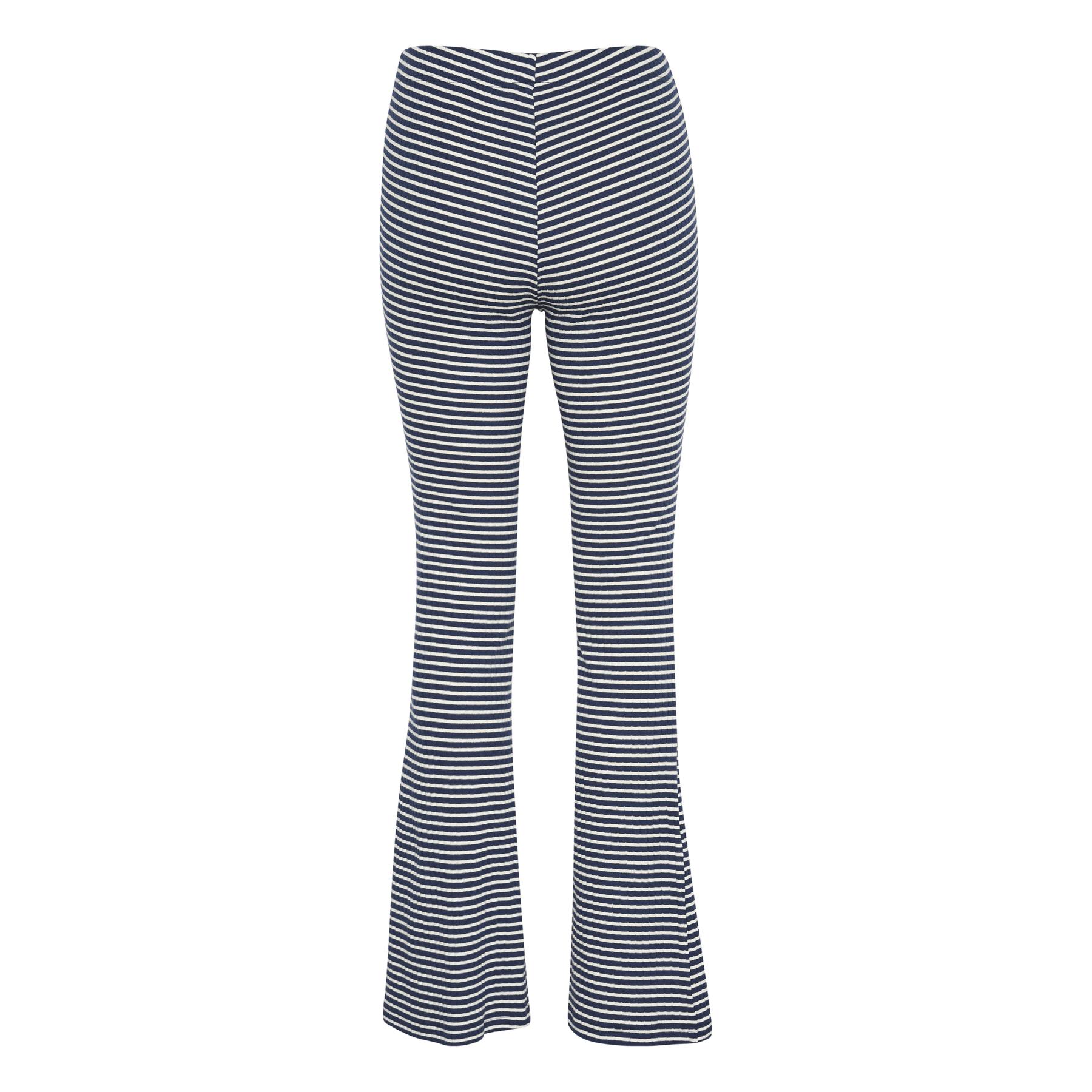 product/c/u/culture_50111483-107087_1.jpg
