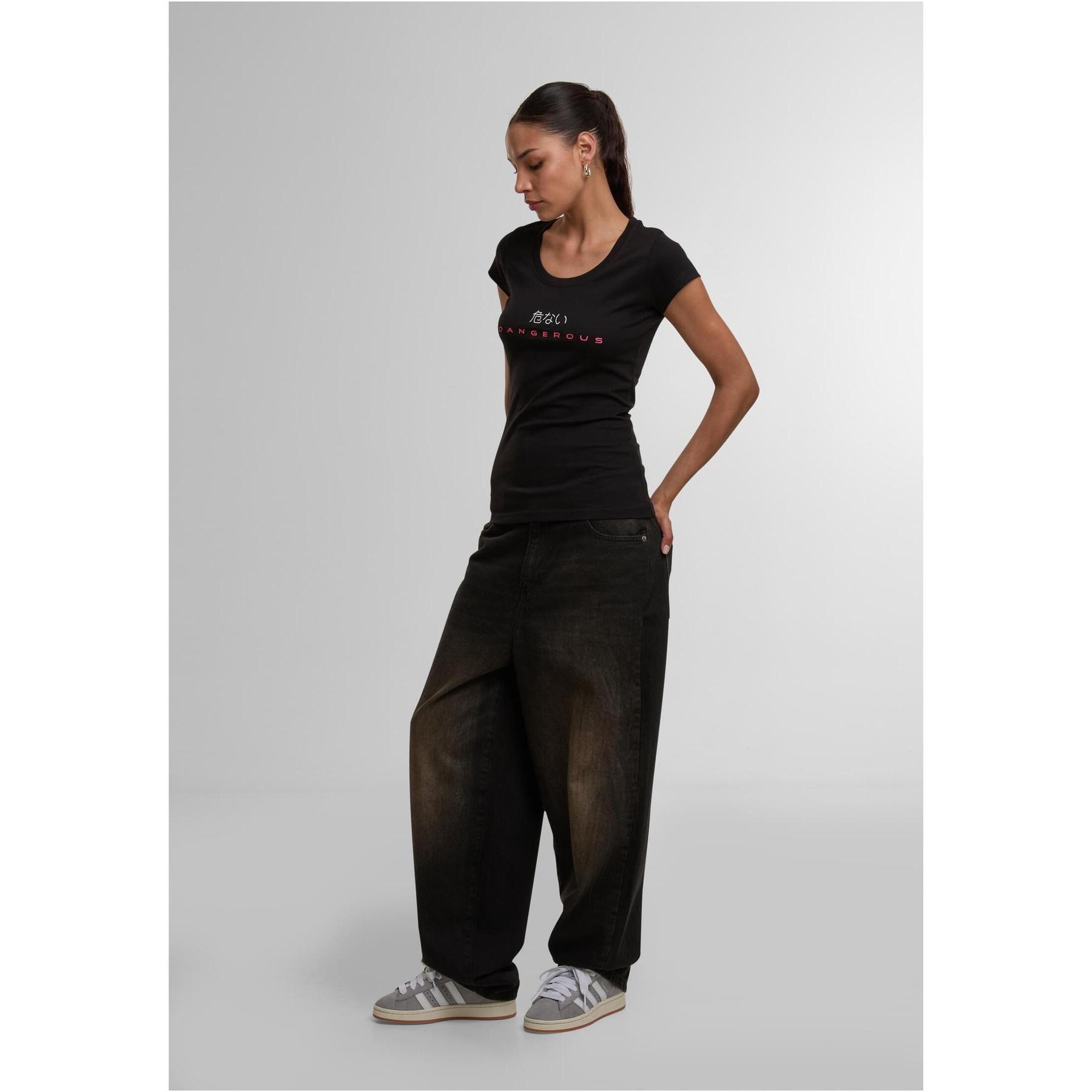 product/d/a/dangerous-dngrs_dlts135-00826_black-white_3.jpg