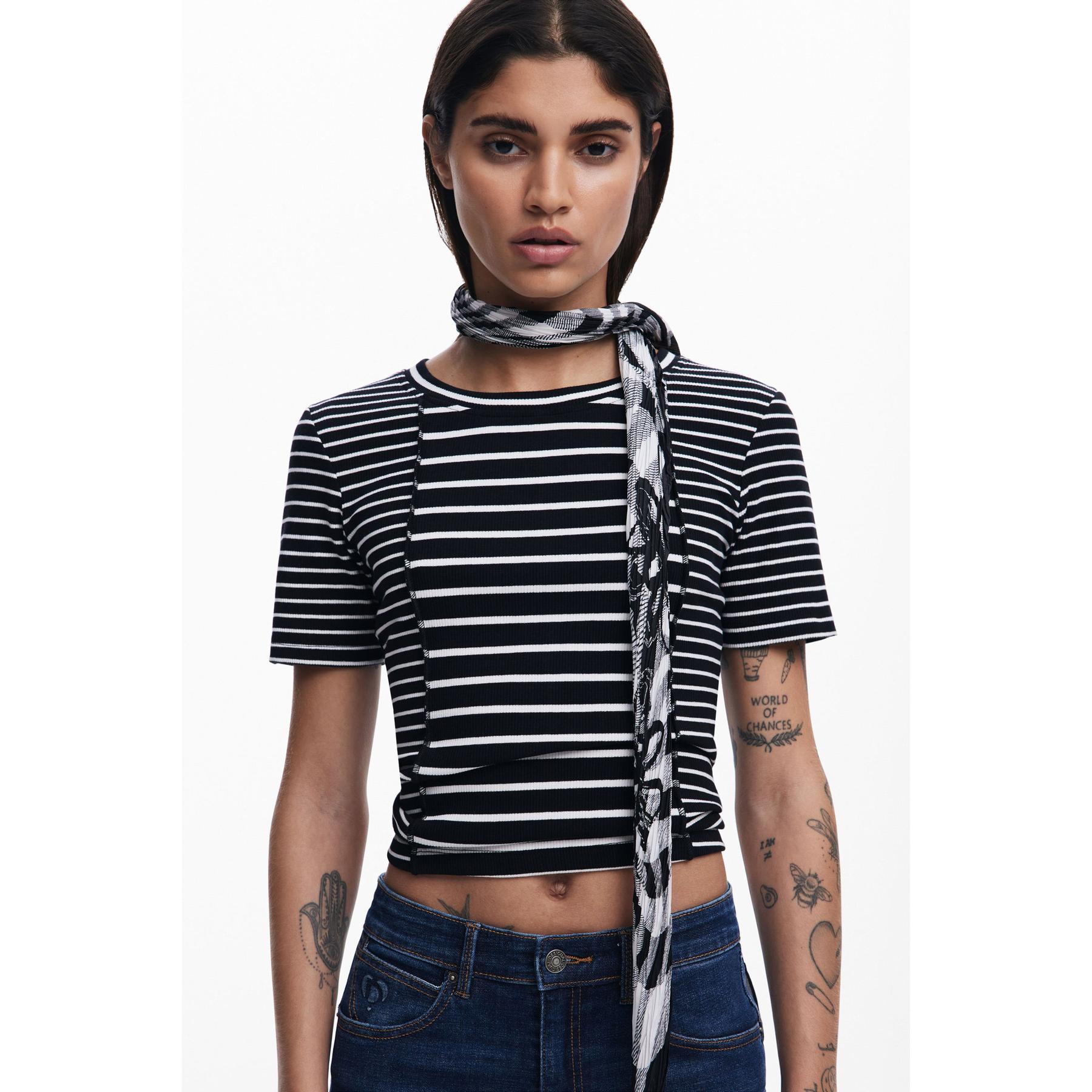 product/d/e/desigual_25sawa48-1000_noir-blanc_4.jpg
