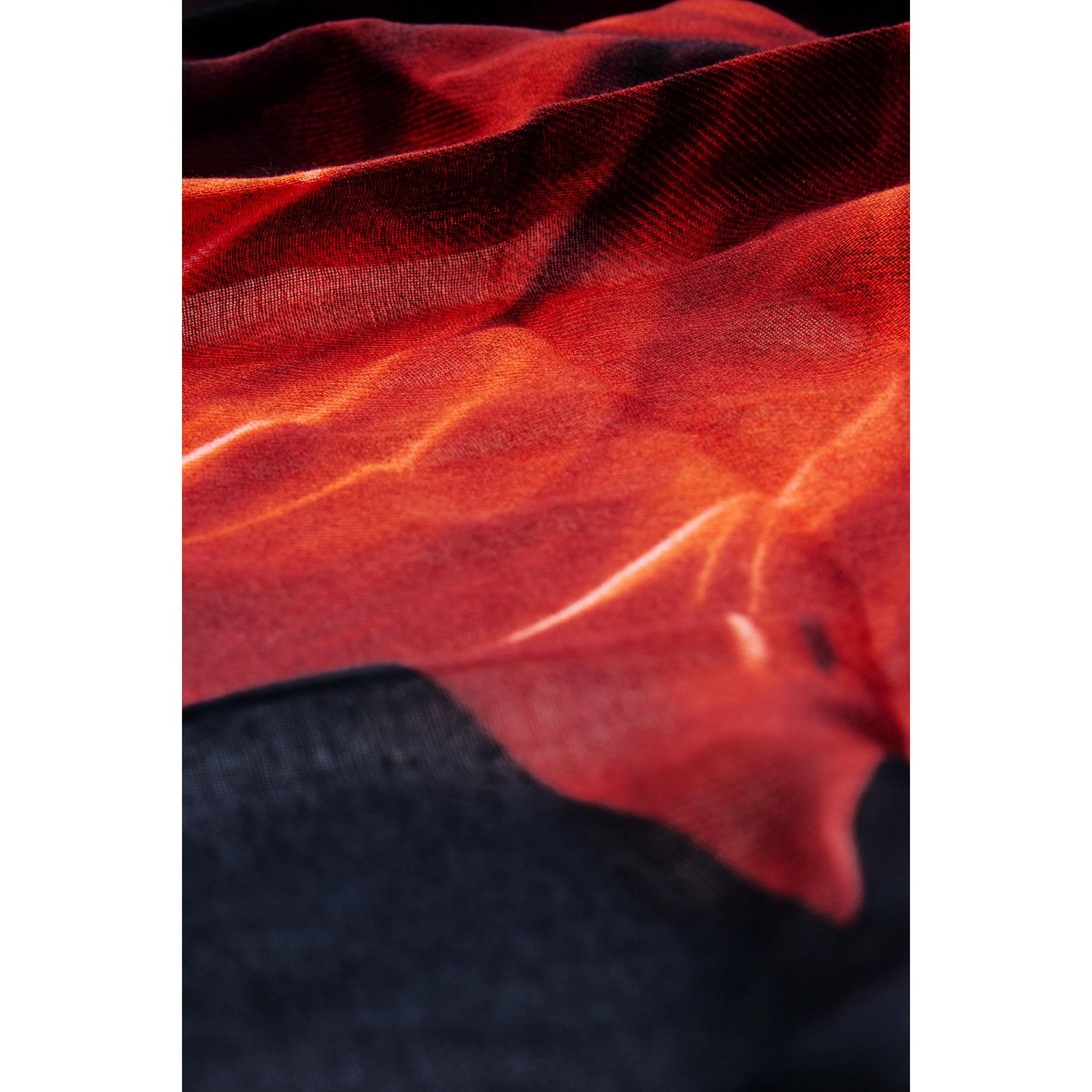 product/d/e/desigual_25wawa18-2000_noir-rouge_2.jpg