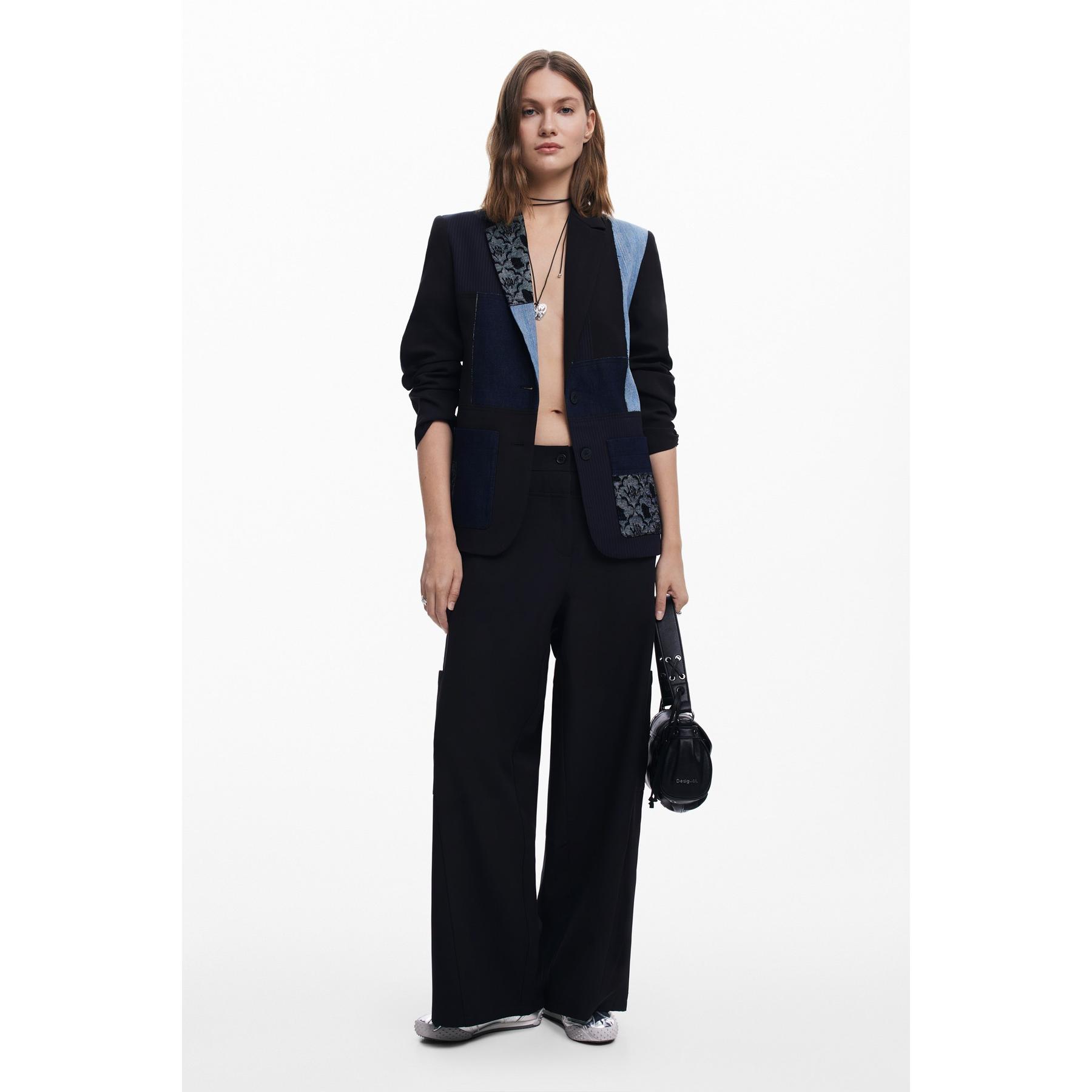 product/d/e/desigual_25wwew51-2024_black-white_3.jpg