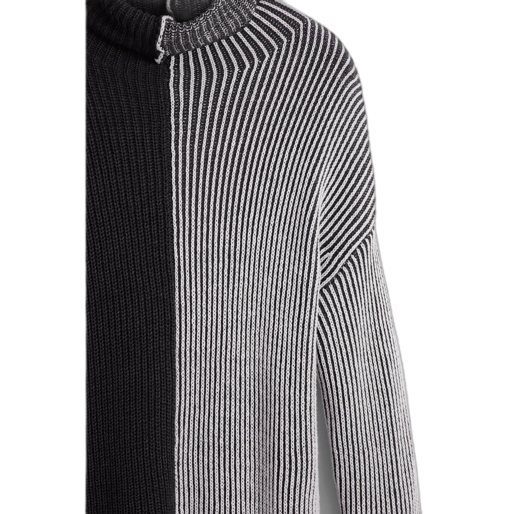 product/d/e/desigual_25wwjf27-2003_noir-gris_1.jpg