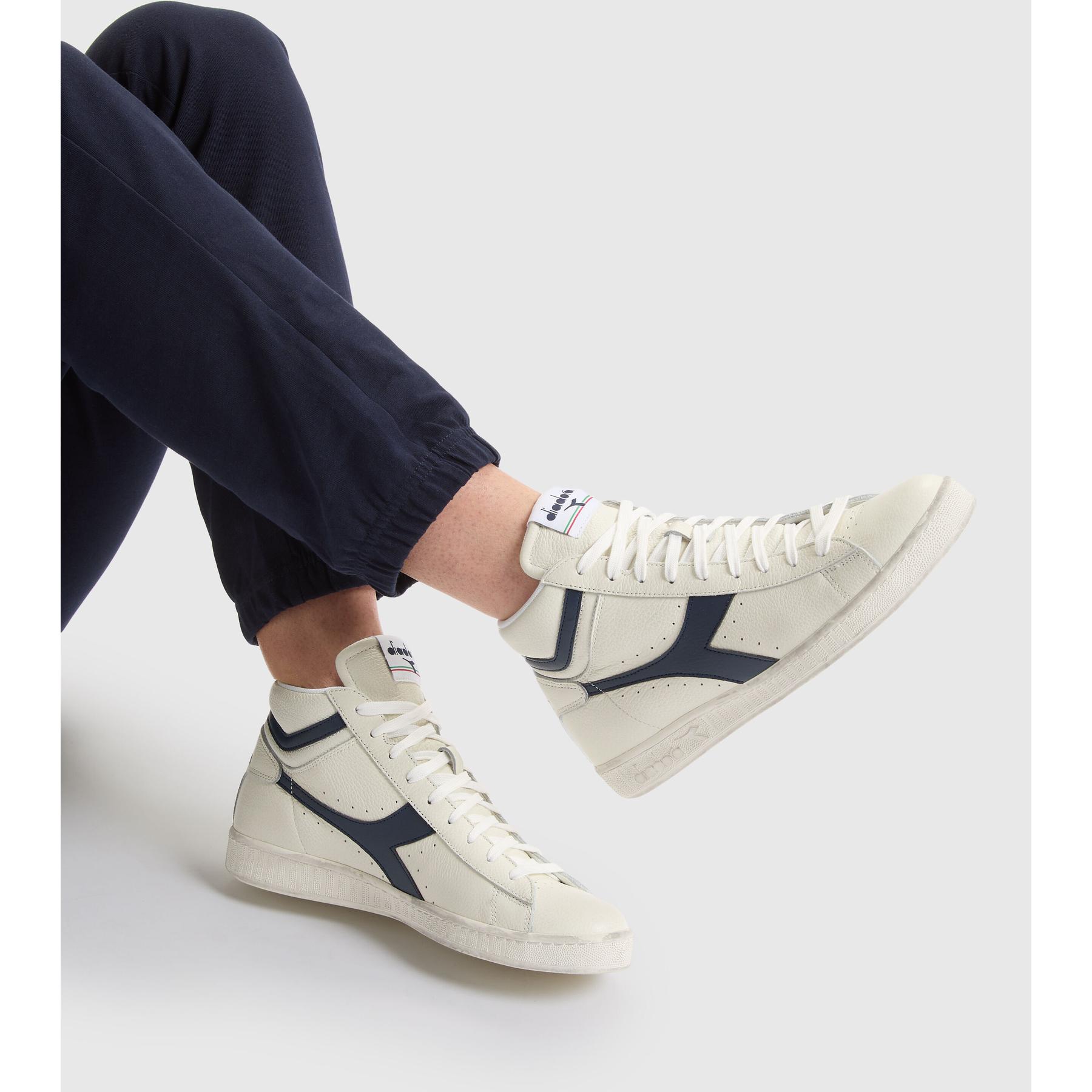product/d/i/diadora_501.178300-c5262_1.jpg