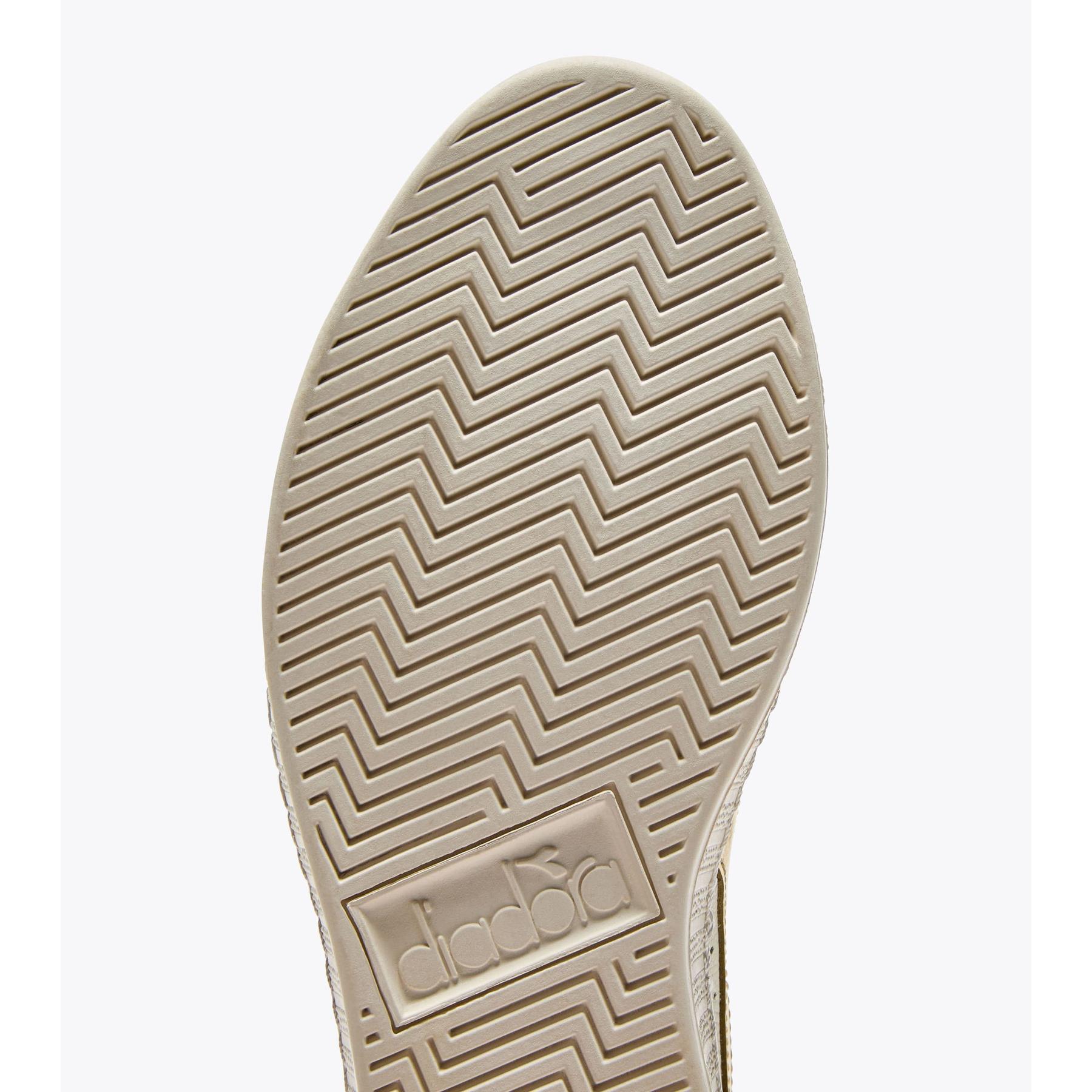 product/d/i/diadora_501.180864-c1070_3.jpg
