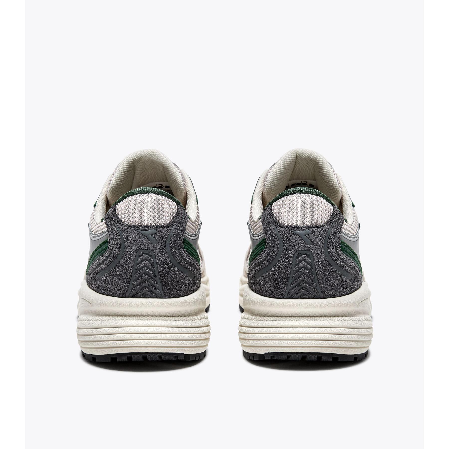 product/d/i/diadora_501.181239-c4774_grigio-chiaro-metallico_3.jpg