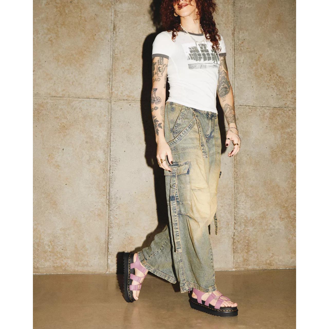 product/d/r/dr-martens_31617765_rose-noir_2.jpg