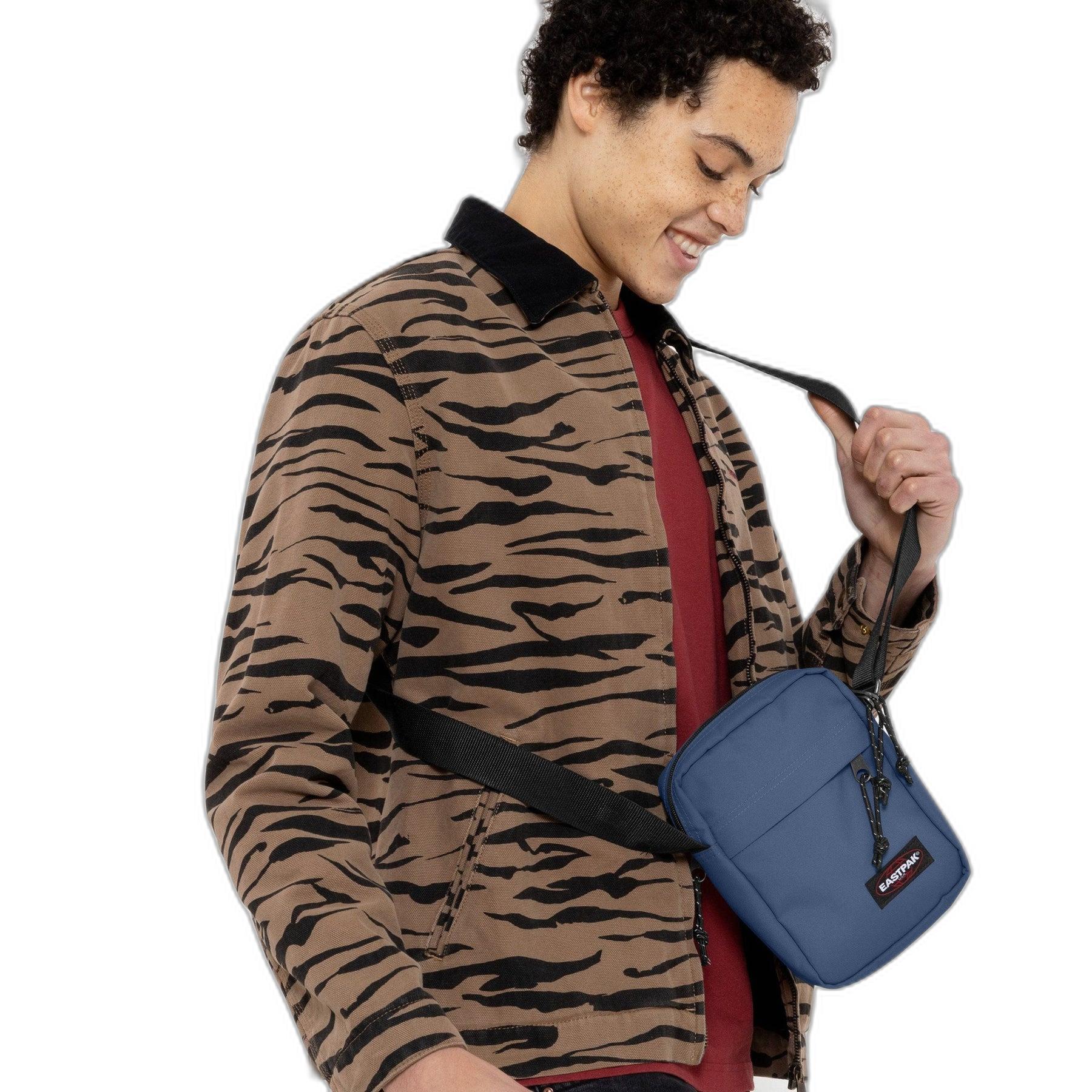 product/e/a/eastpak_ek000045u59_mag4001490_2.jpg