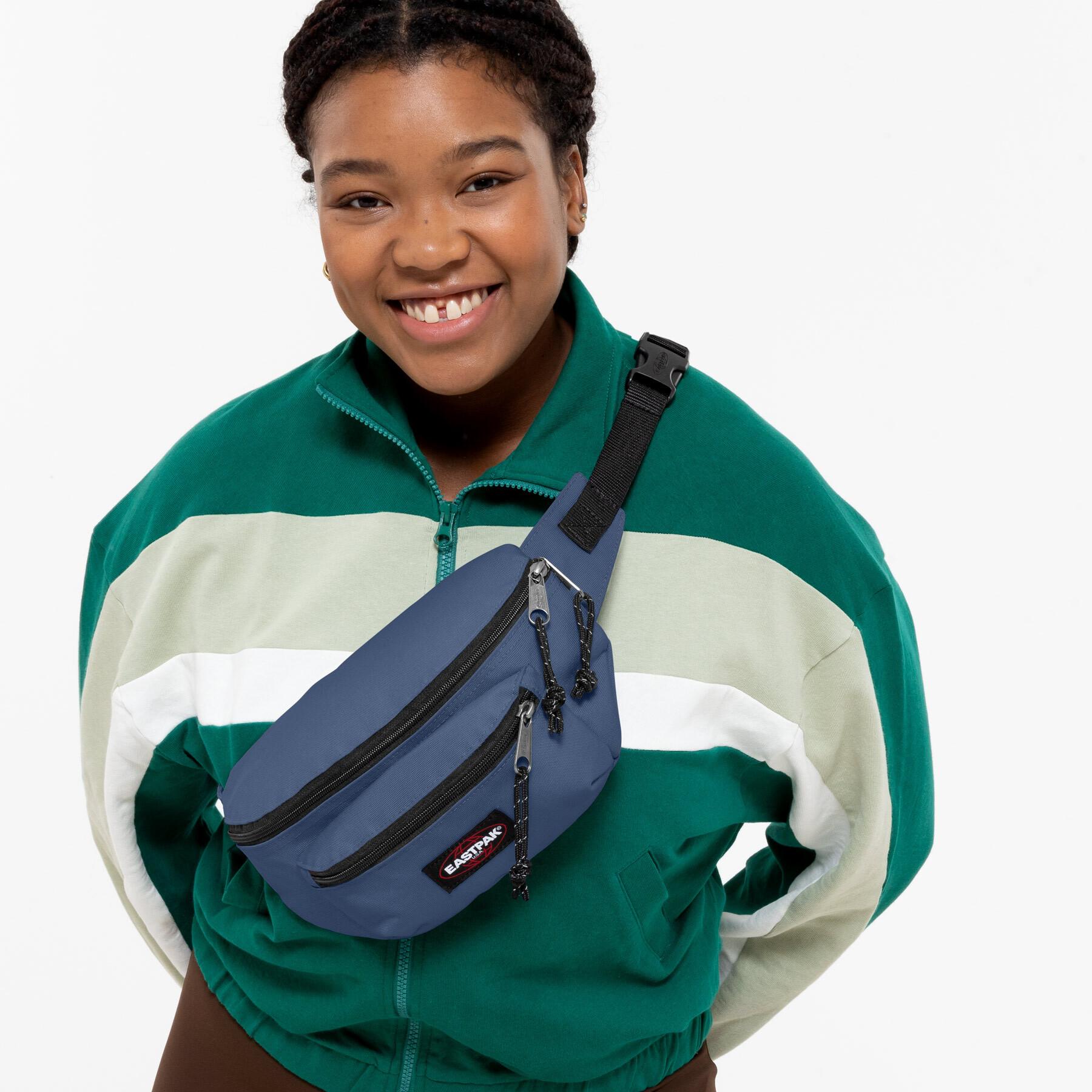 product/e/a/eastpak_ek000073u59_1.jpg