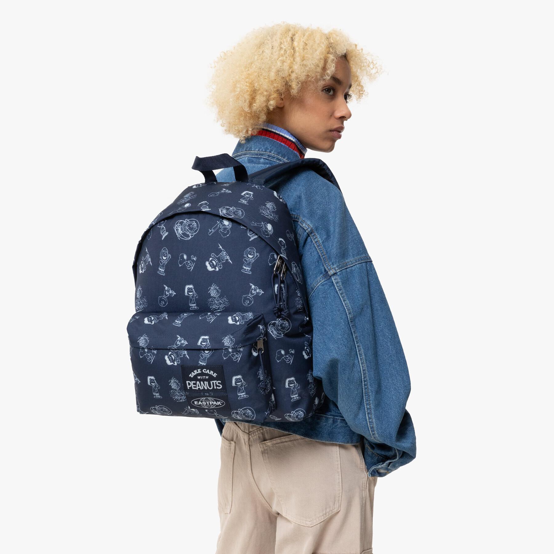 product/e/a/eastpak_ek0006207o0_peanuts-navy_8.jpg