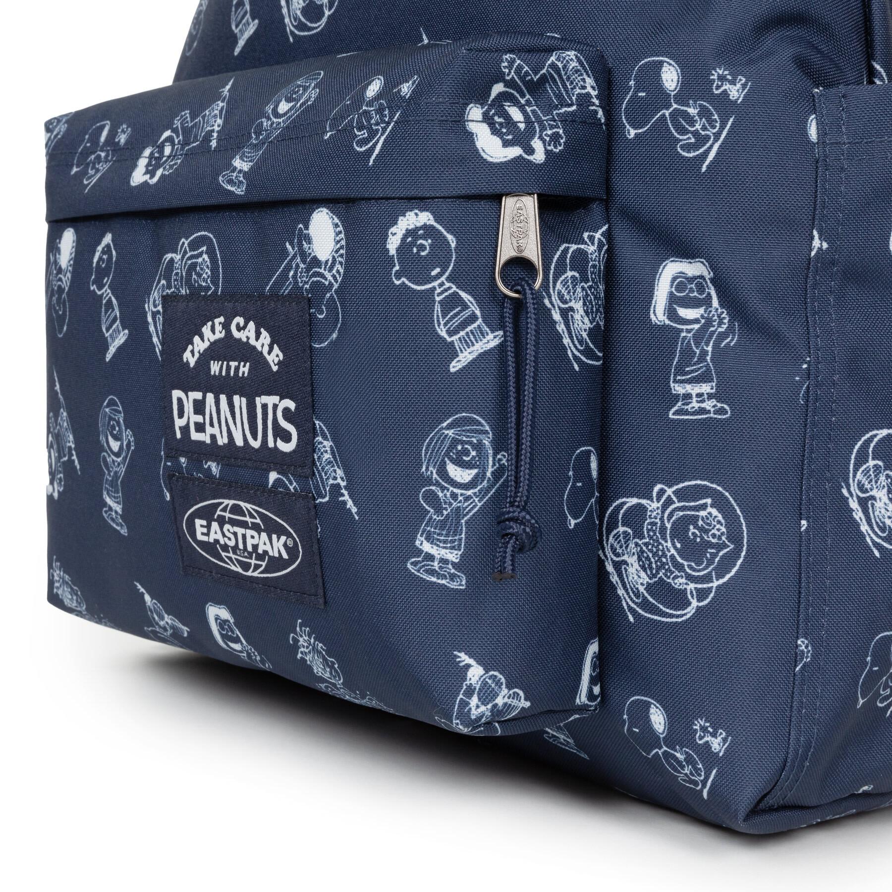product/e/a/eastpak_ek0a5bg47o0_peanuts-navy_5.jpg