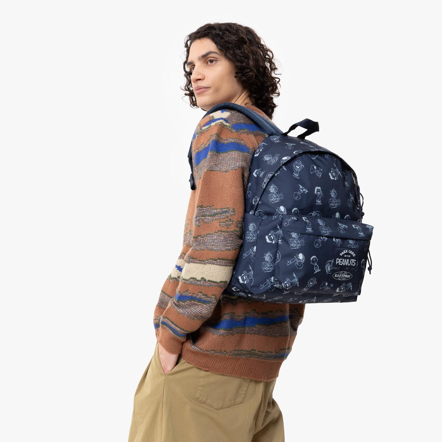 product/e/a/eastpak_ek0a5bg47o0_peanuts-navy_8.jpg