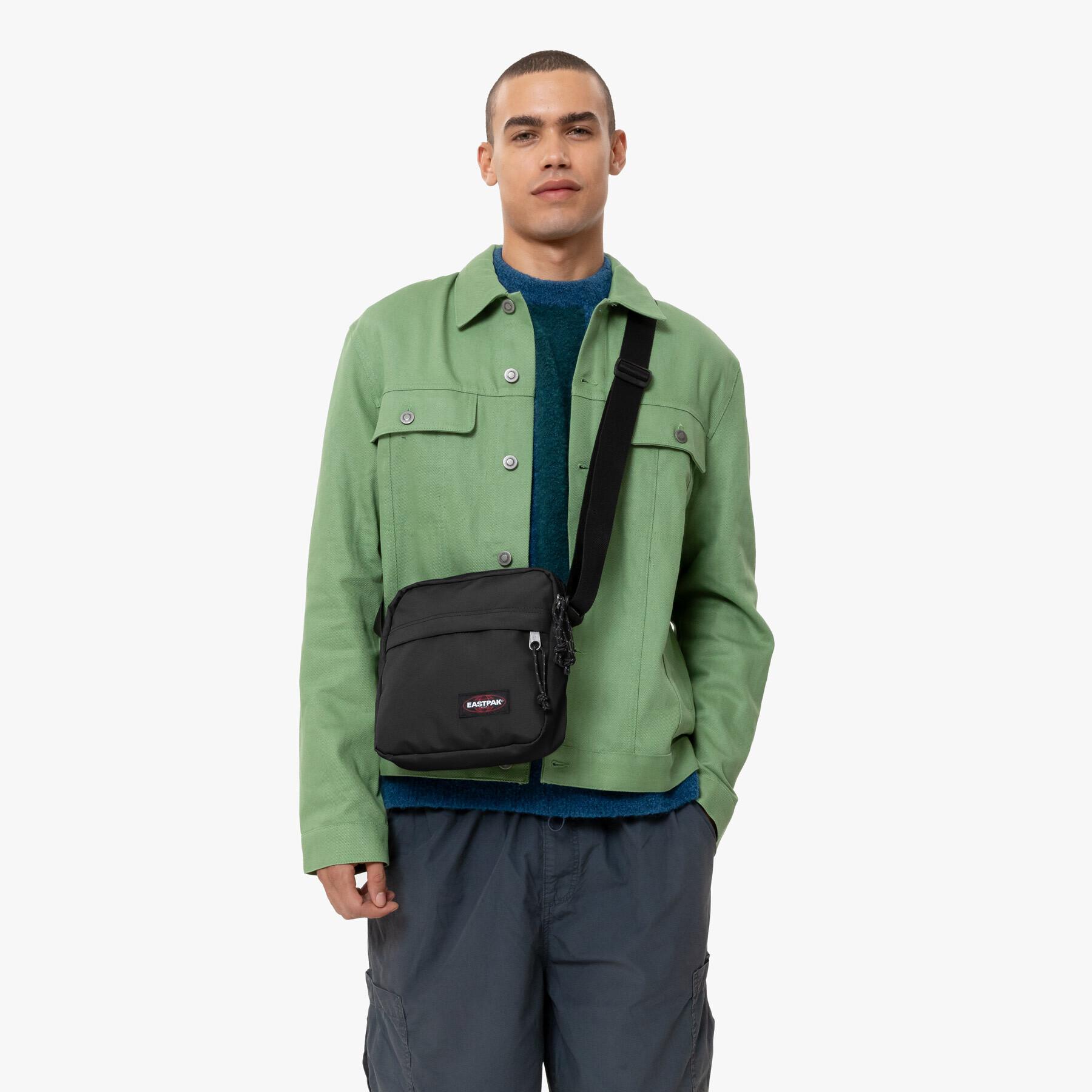 product/e/a/eastpak_ek0a5bib008_4.jpg