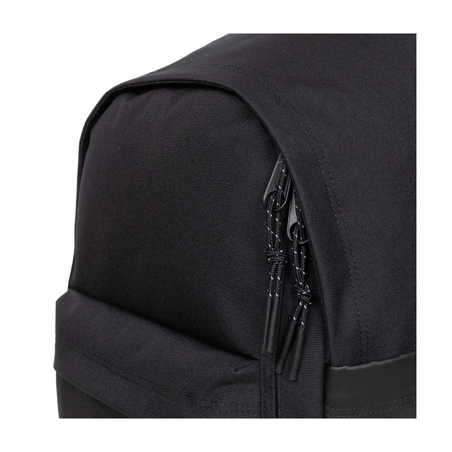 product/e/a/eastpak_ek0a5bkg4t6_on-black_8.jpg