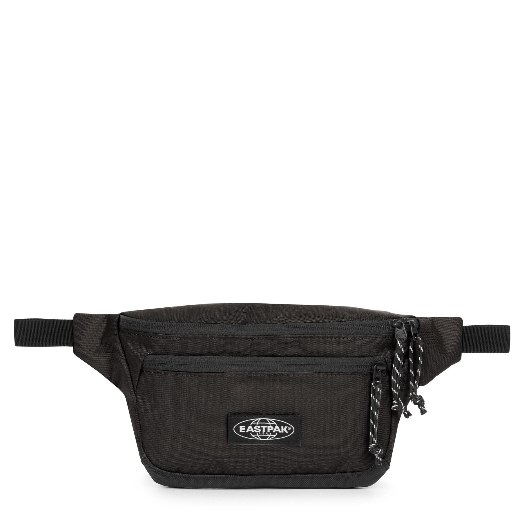 product/e/a/eastpak_ek0a5bl21w6_black-pro_1.jpg